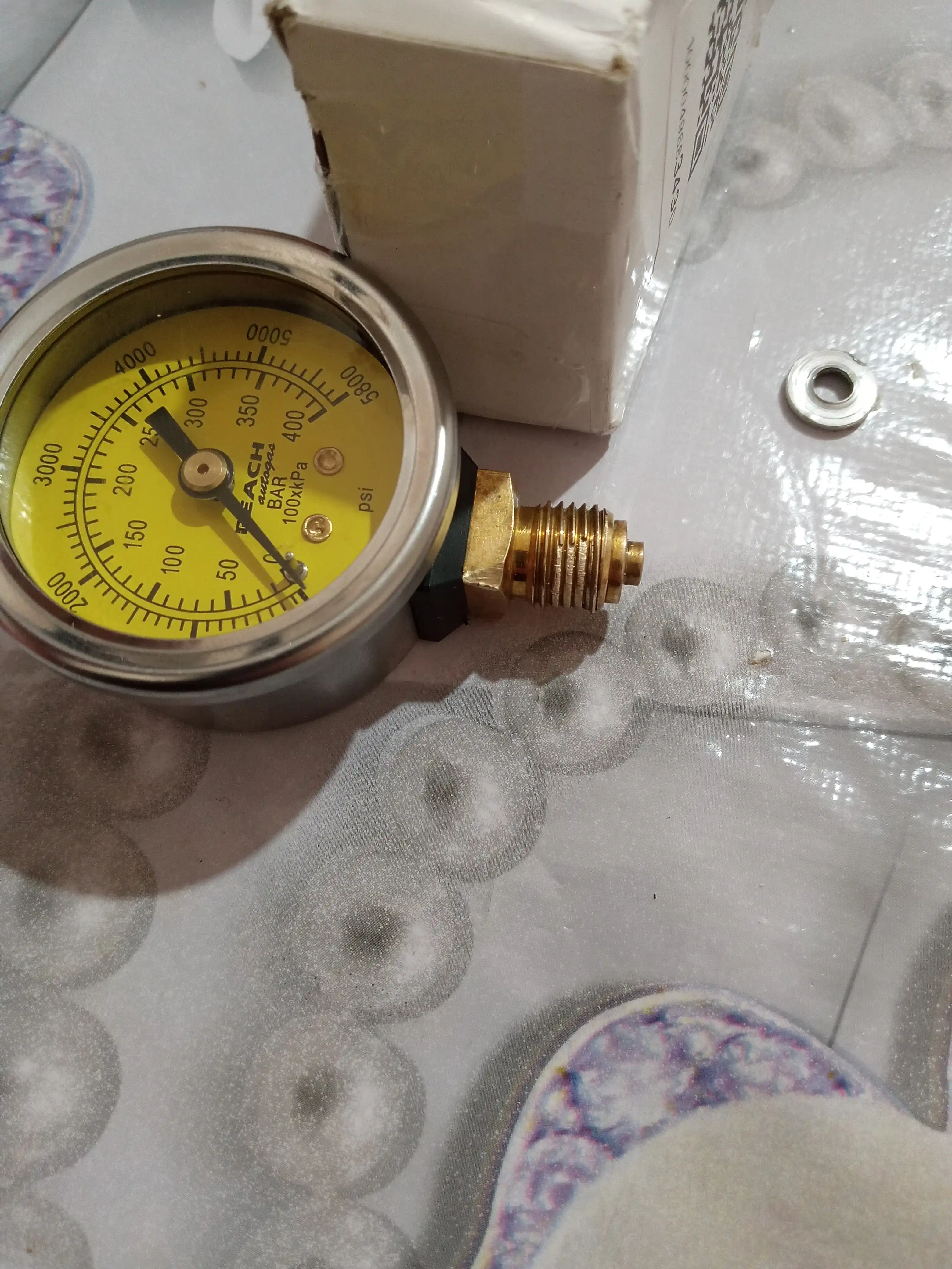 Avtomobil gaz bosim manometri, elektromurojaatli, 5800 PSI, GBO 1-4 avlod uchun