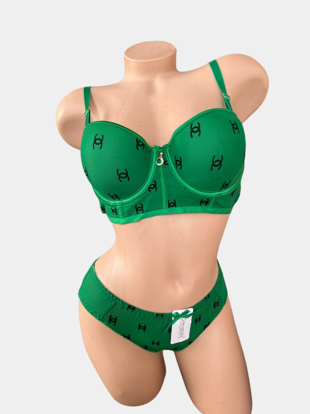 Qizlar Kievda jinsiy aloqa qilishni xohlashadi