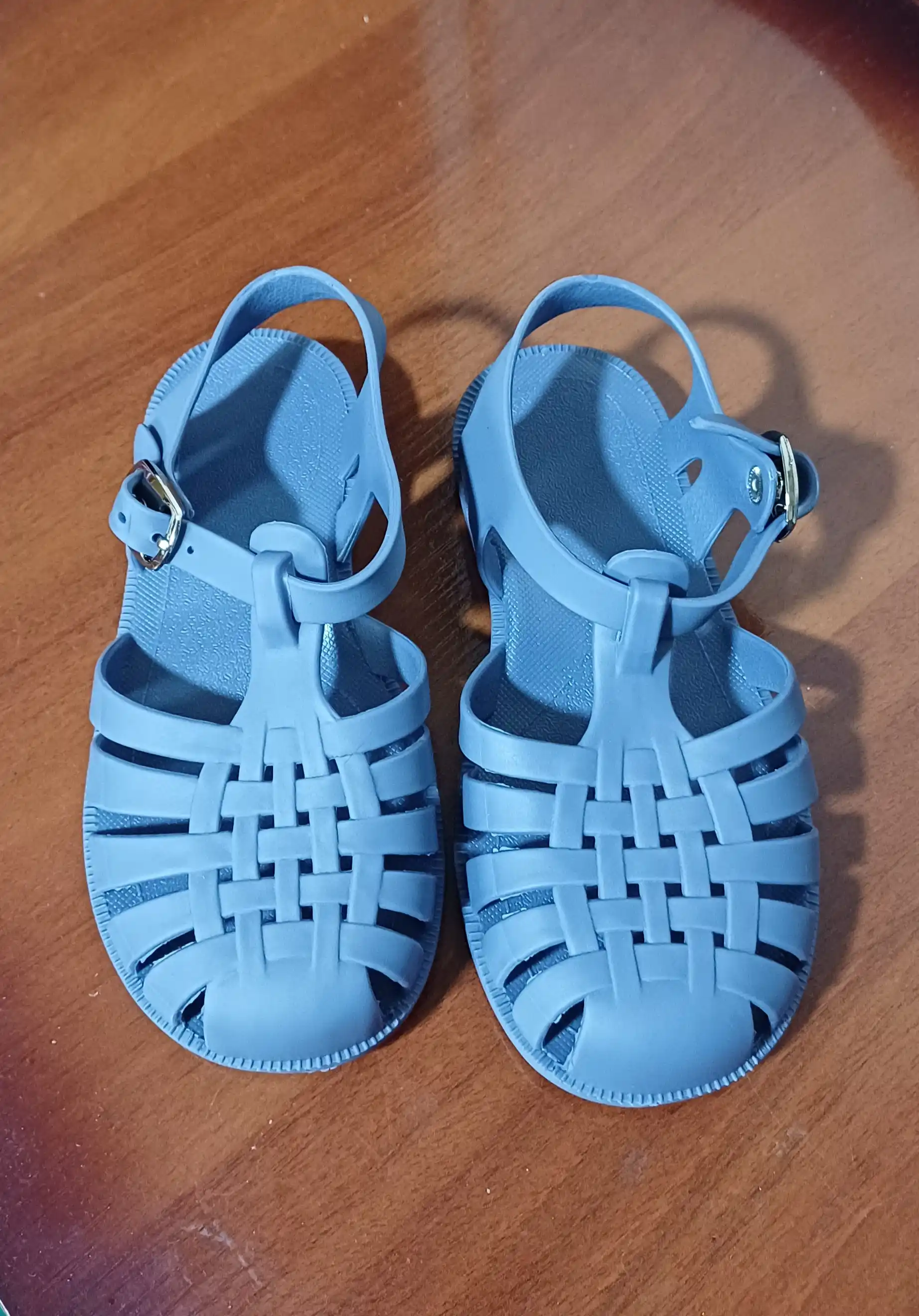 Bolalar uchun yumshoq sandallar,  bog‘cha uchun bolalar poyabzali