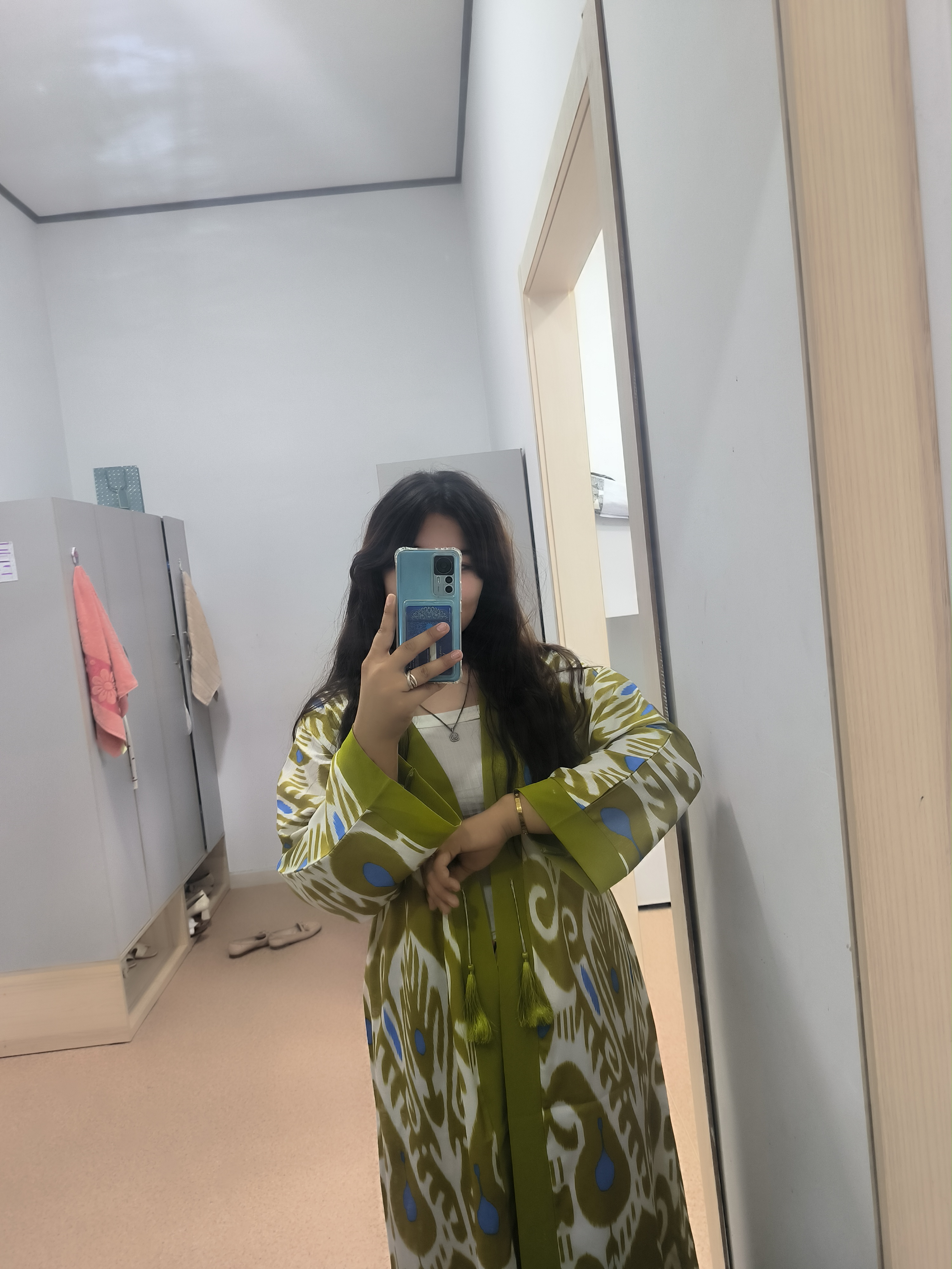 Ayollar abaya kiyimi, yopinchiq va xalat, 2 tasi 1 da, zig‘ir tolali, milliy uslubda, katta o‘lchamda