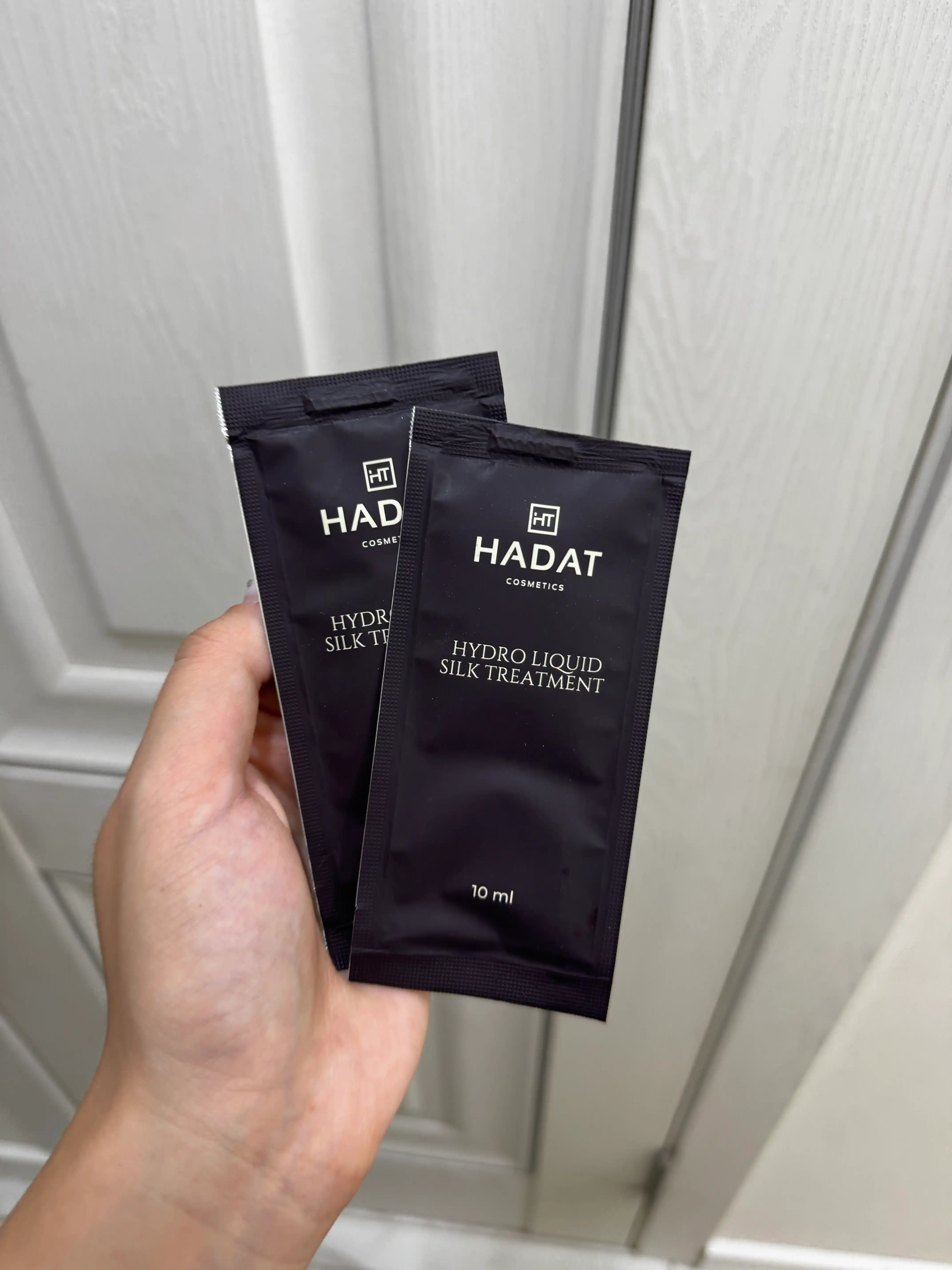 HADAT шампунь Hydro увлажняющий , для сухих и повреждённых волос