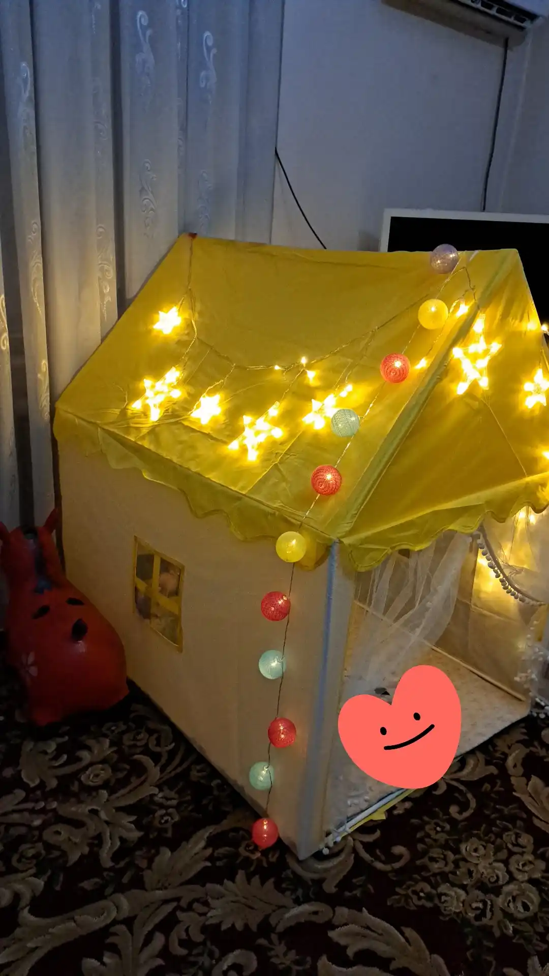 Bolalar chodiri, gulchambarli va gulchambarsiz chodir, sharlar