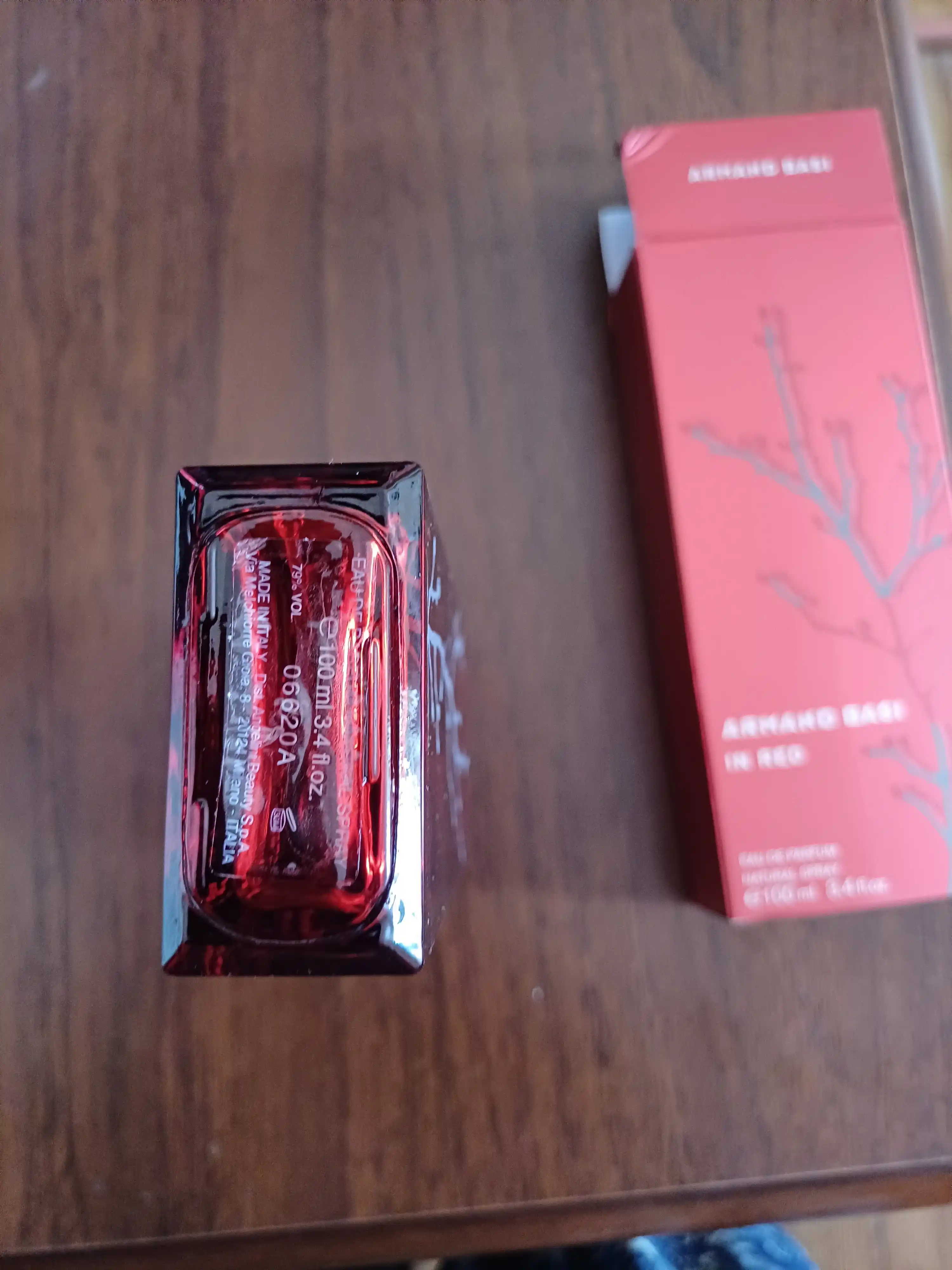 Armand Basi In Red, 100 мл духов— испанская элегантность