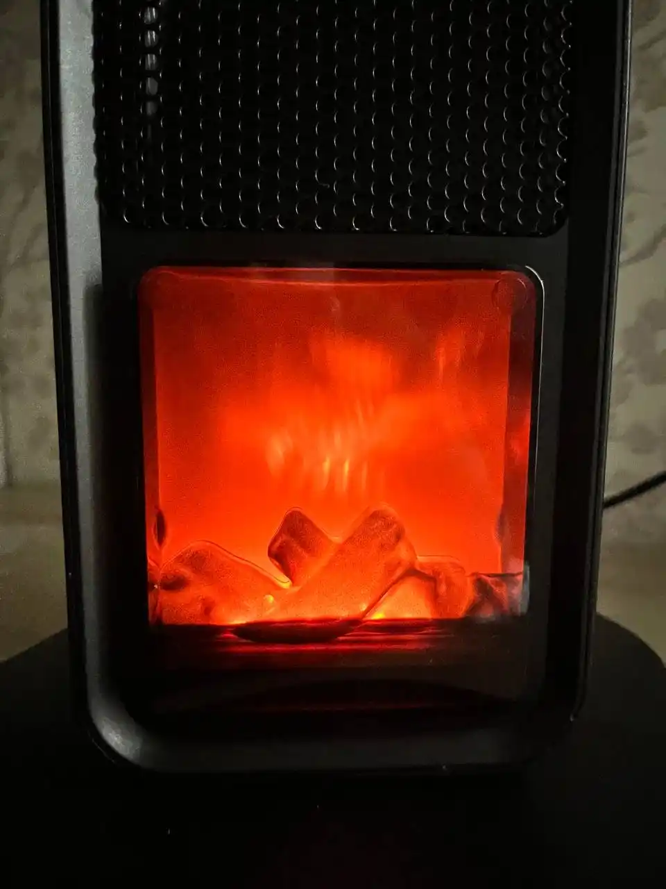 Обогреватель, тепловентилятор с камином Warm AIR , 15-45°C , таймер, автоповорот, 2200 Вт