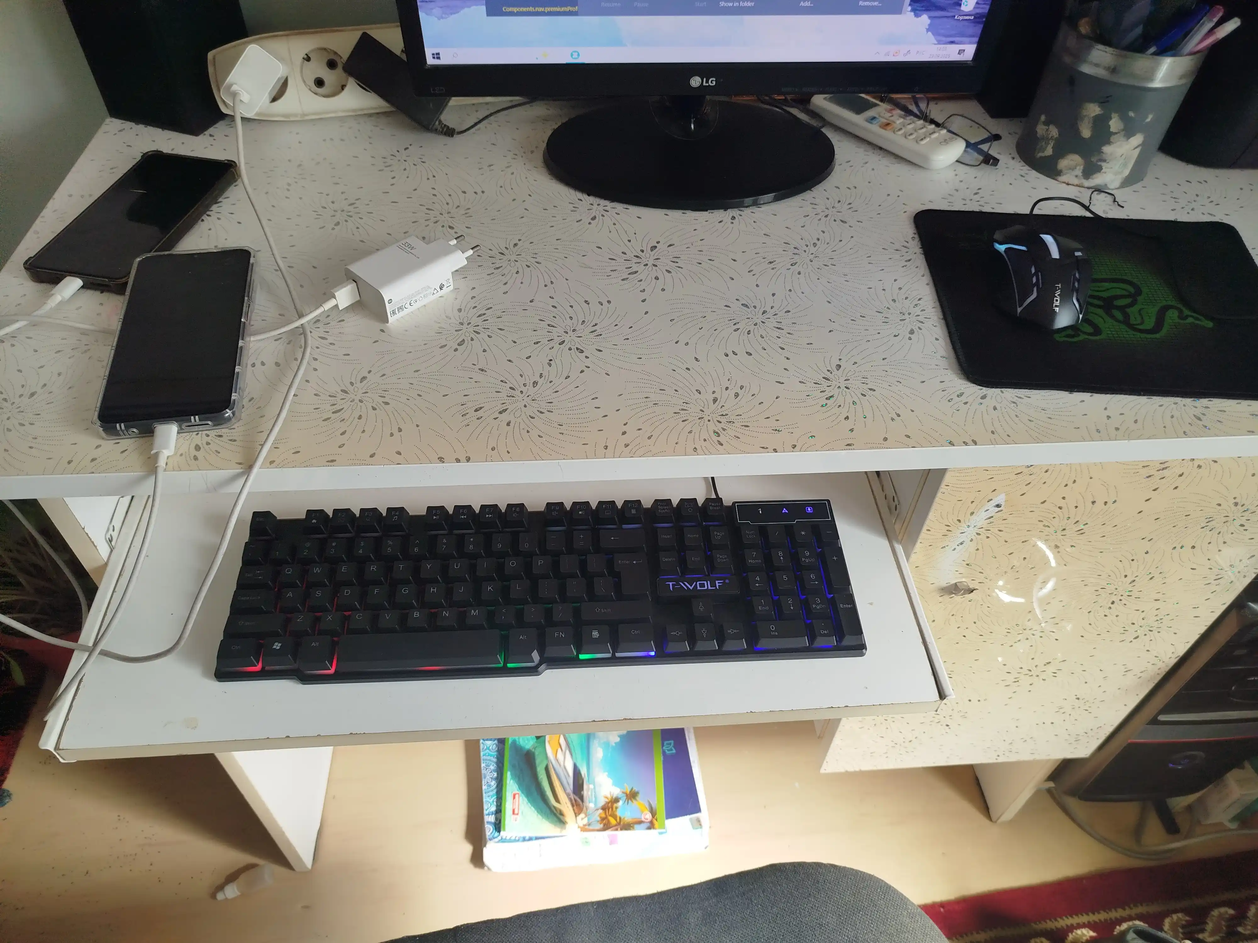 O'yin klaviatura va sichqonchasi T-Wolf TF270,GTX350,TF200 led chiroqli