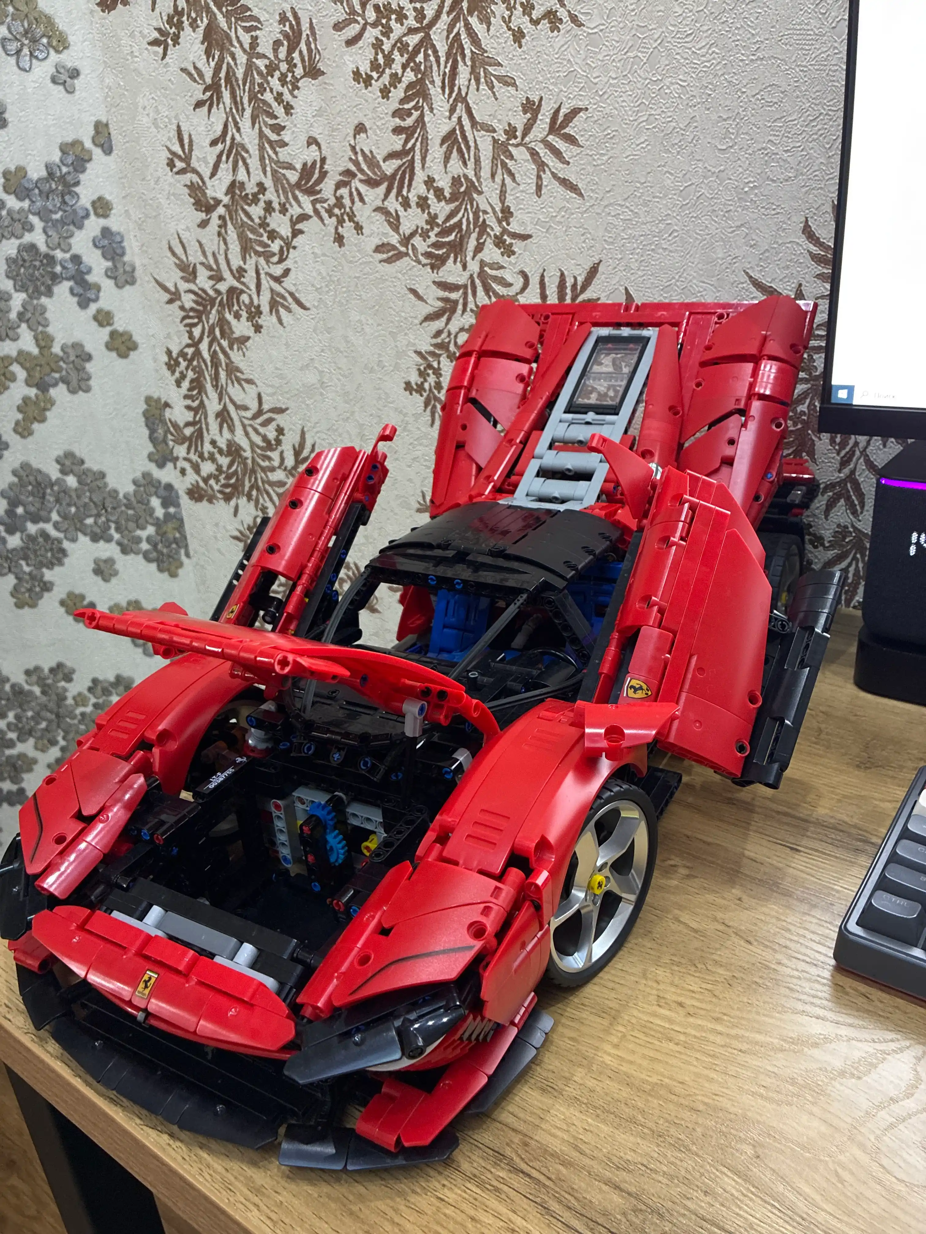 Конструктор Technic Ferrari, Bugatti, Porsche, BMW, спортивная машина, спорткар, мотоцикл