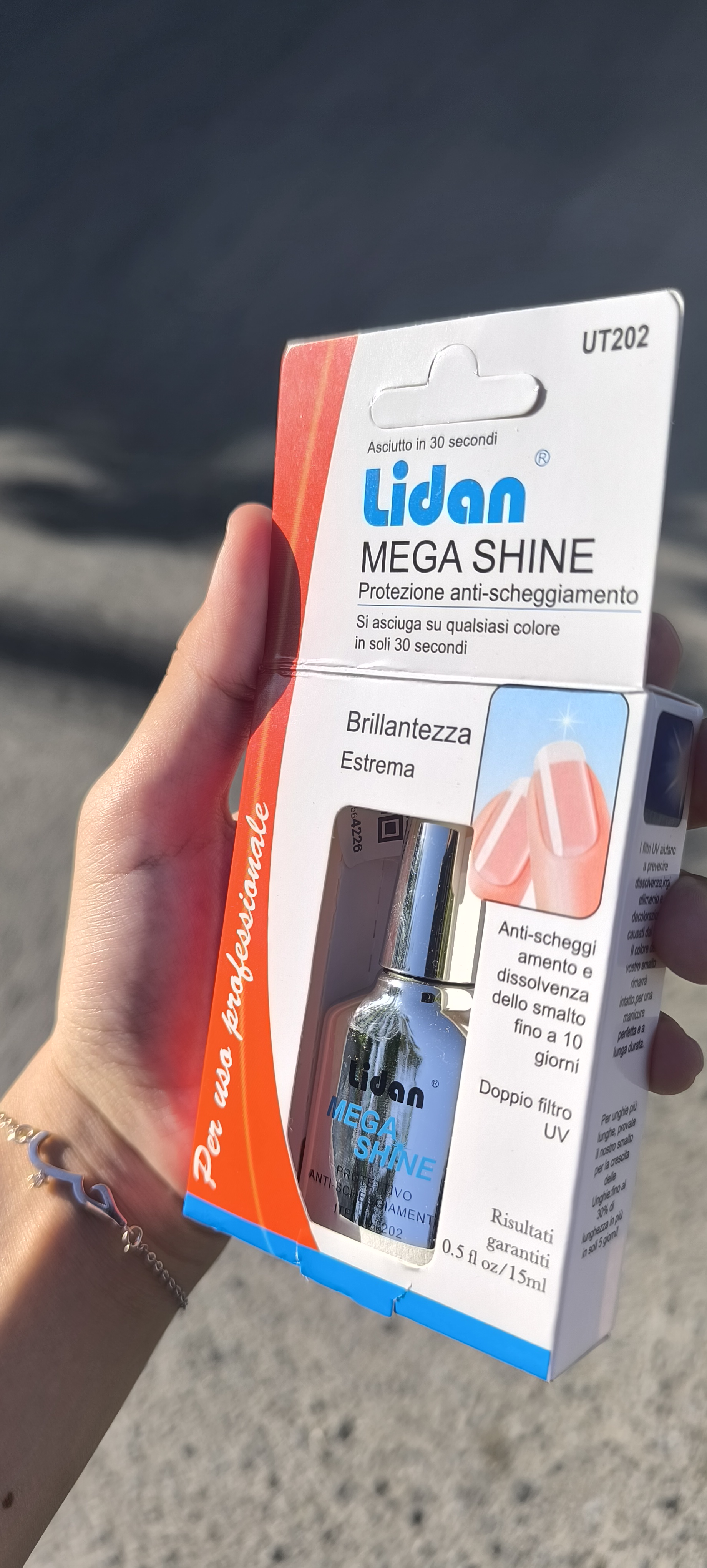 Сушка для лака с глянцевым покрытием "Lidan MEGA SHINE, 15 мл"
