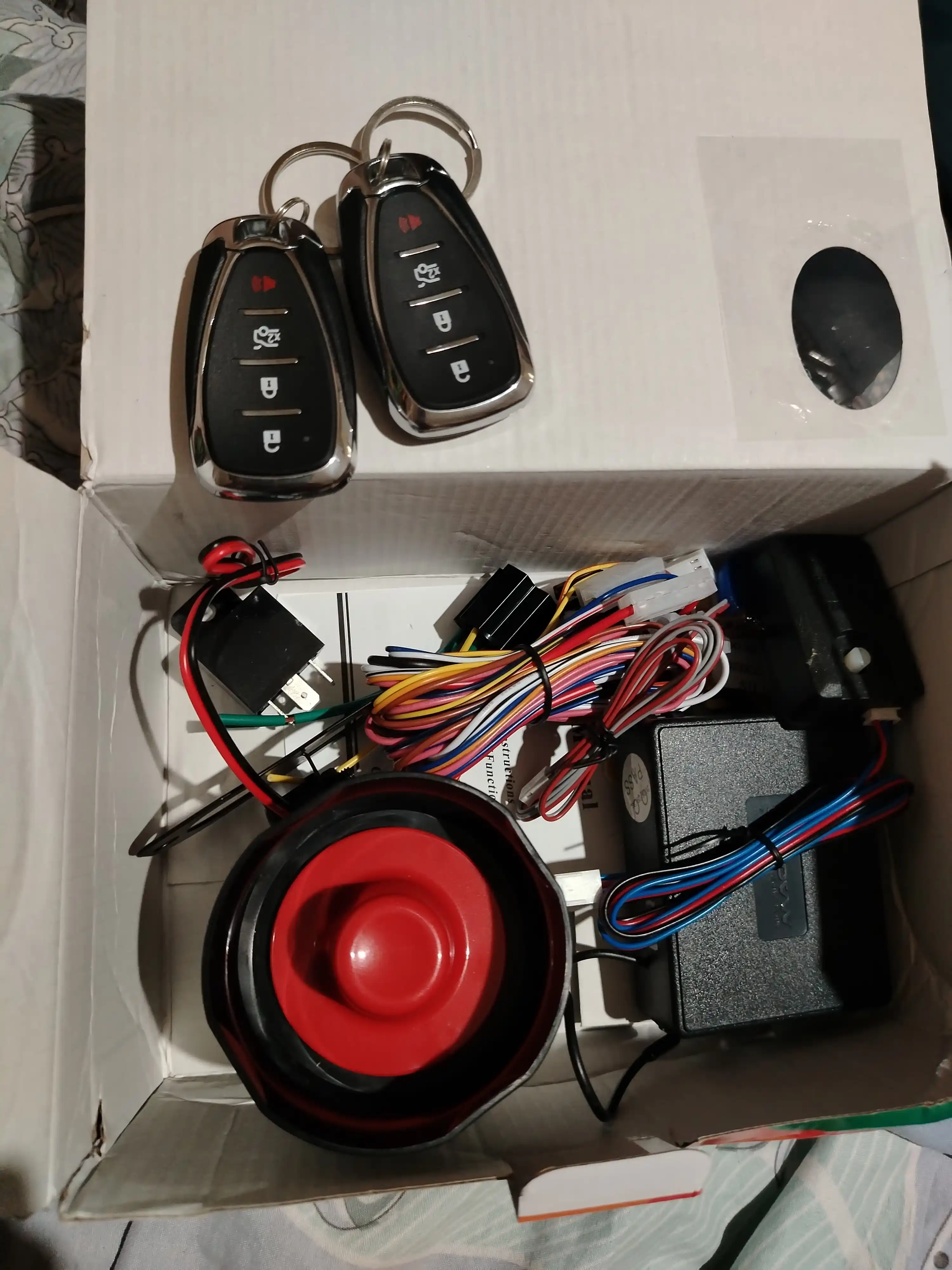 Malibu 2, Kia K 5, 905 avto signalizatsiyasi, Cobalt dizayni, masofadan boshqarishli