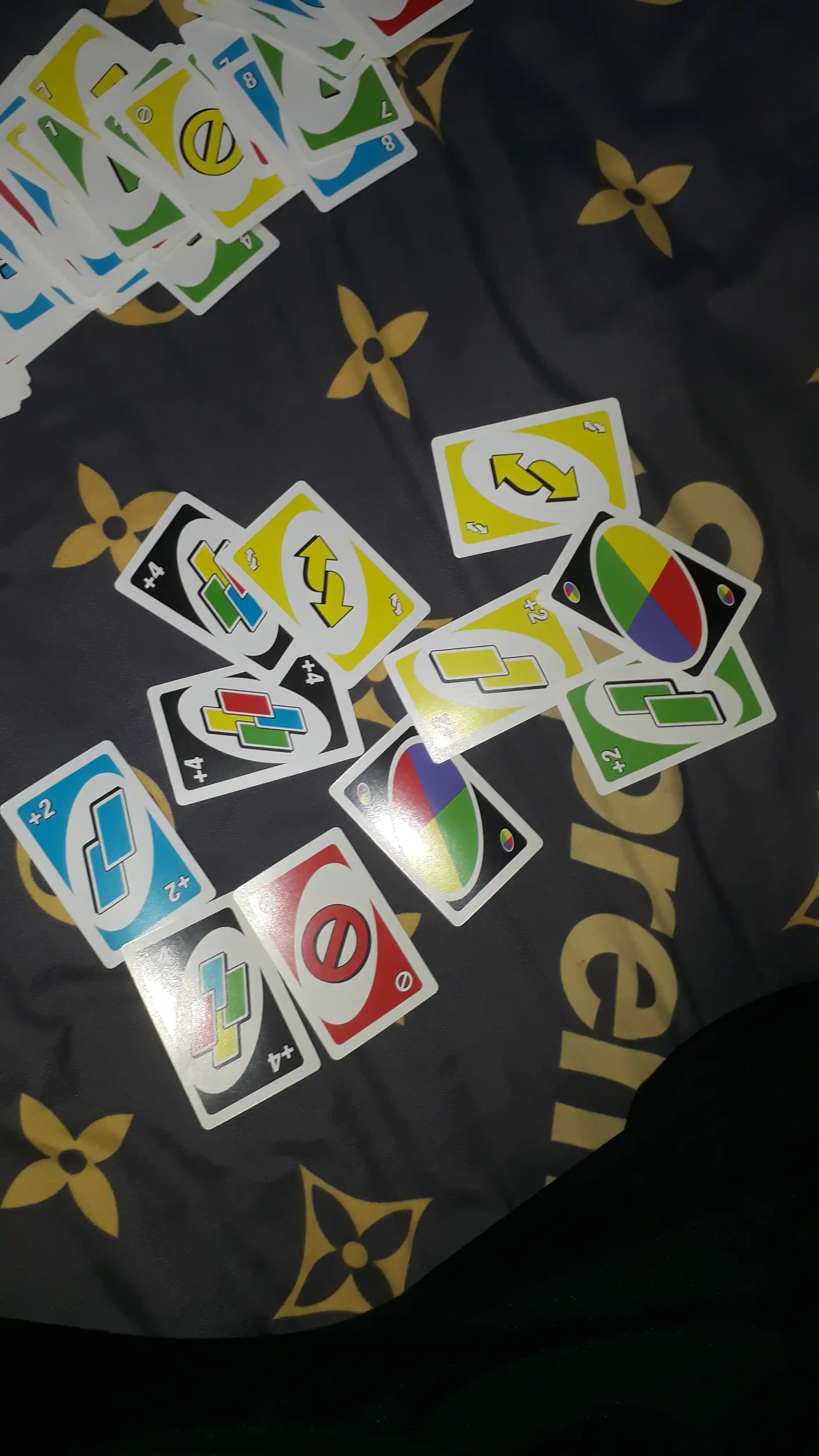 Карточная игра UNO для семьи и компании, красная коробка, 2–10 игроков, 7+