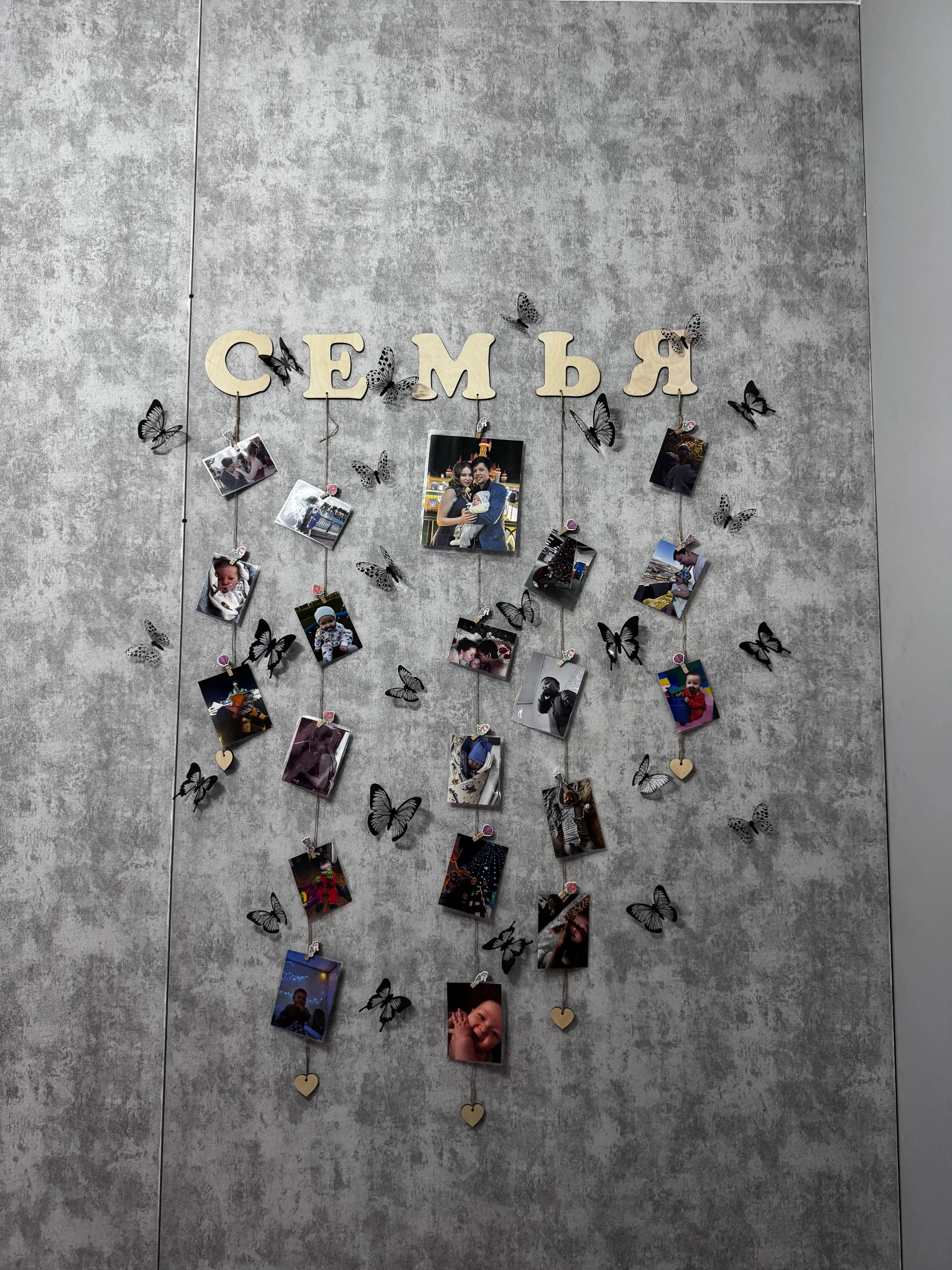 Moodboard LED chiroq bilan, foto panel qisqichli, yog‘och surat ushlagich yoritgich bilan