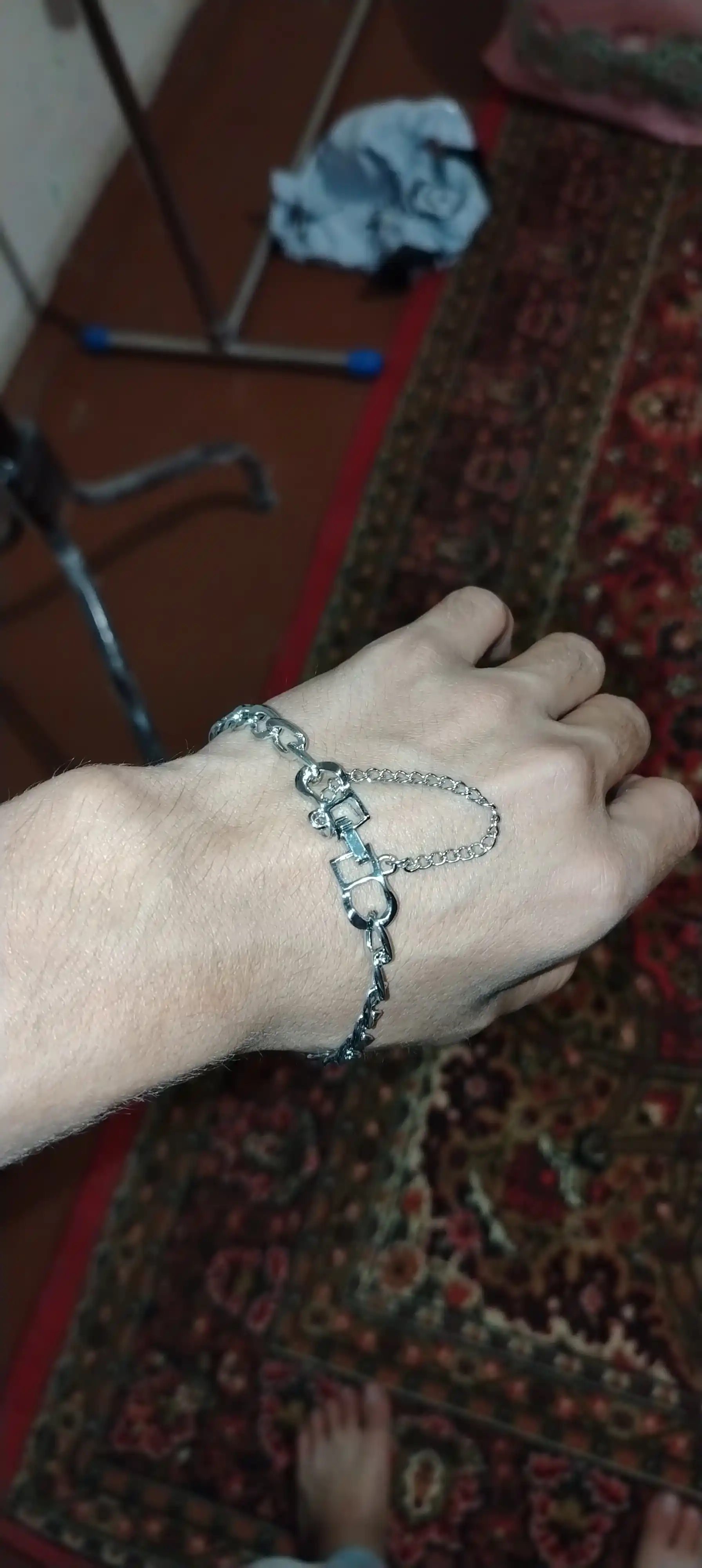 Erkaklar bilaguzugi, zamonaviy, kundalik taqish uchun