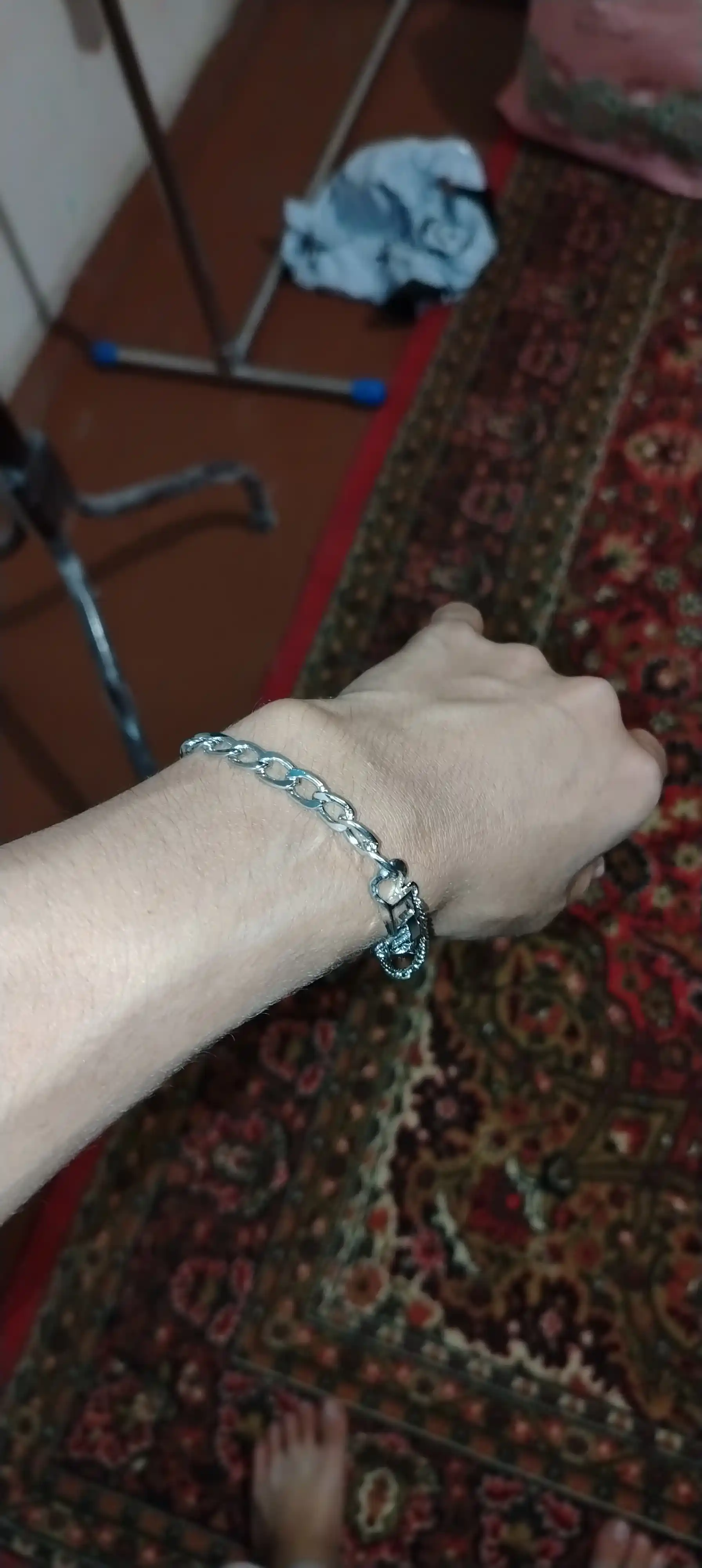 Erkaklar bilaguzugi, zamonaviy, kundalik taqish uchun