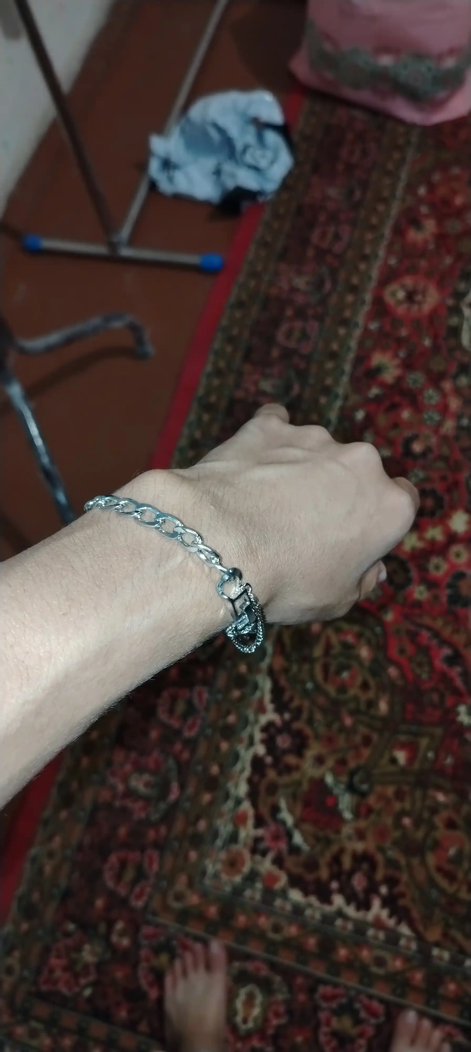 Erkaklar bilaguzugi, zamonaviy, kundalik taqish uchun