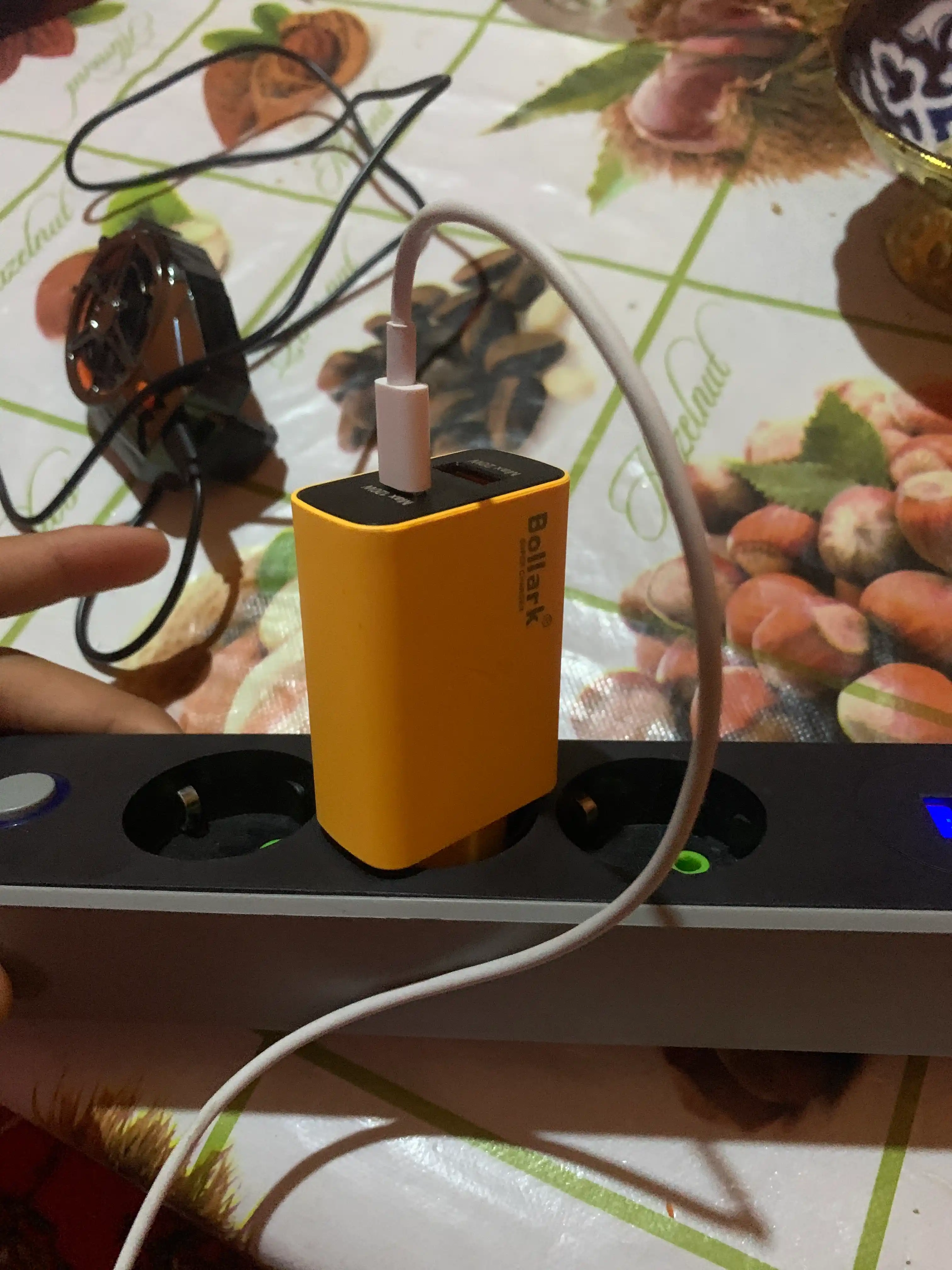 120W zaryadlash adapteri, tezkor zaryadlovchi qurilma