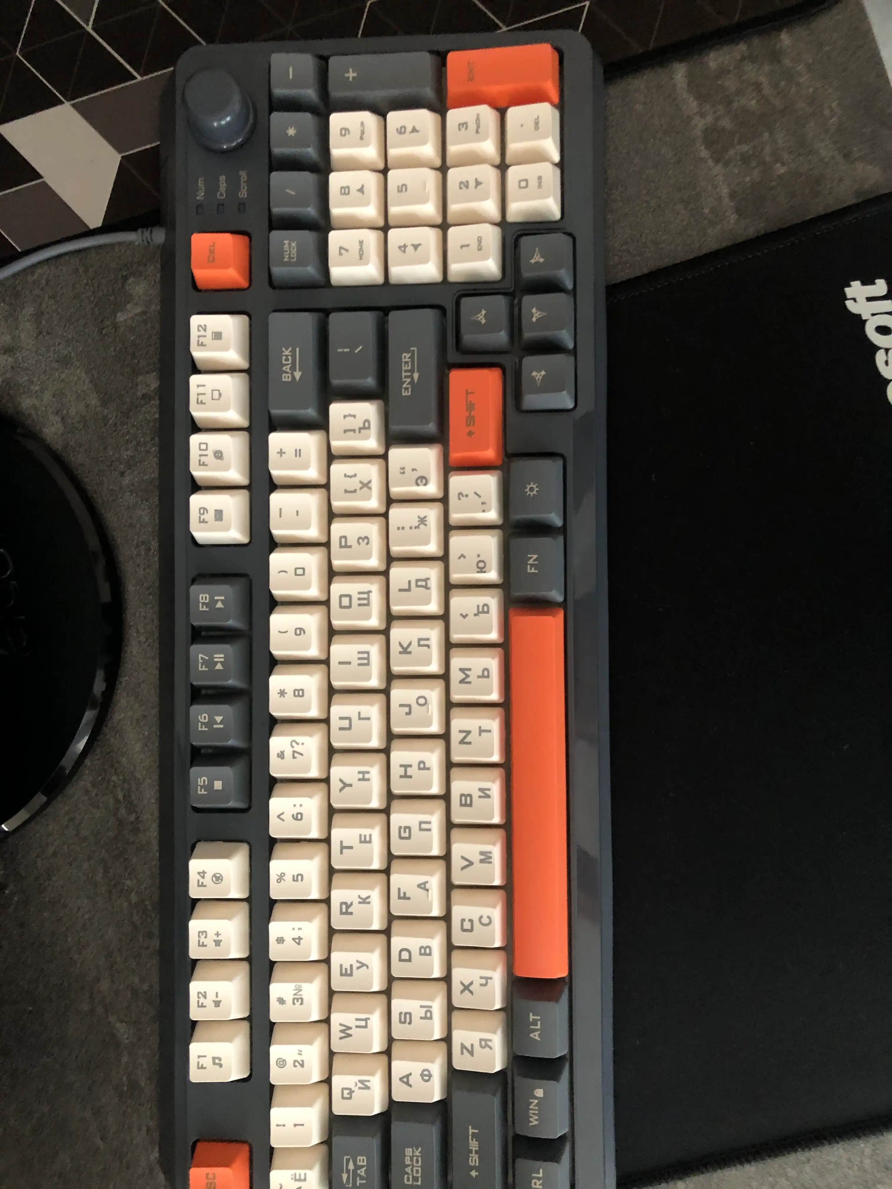 Игровая клавиатура K82, 94 клавиш с мышью, светлая RGB
