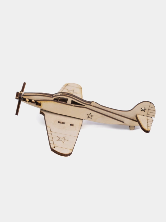 Конструктор, самолет бомбaрдировщик. P-39 Aircobra