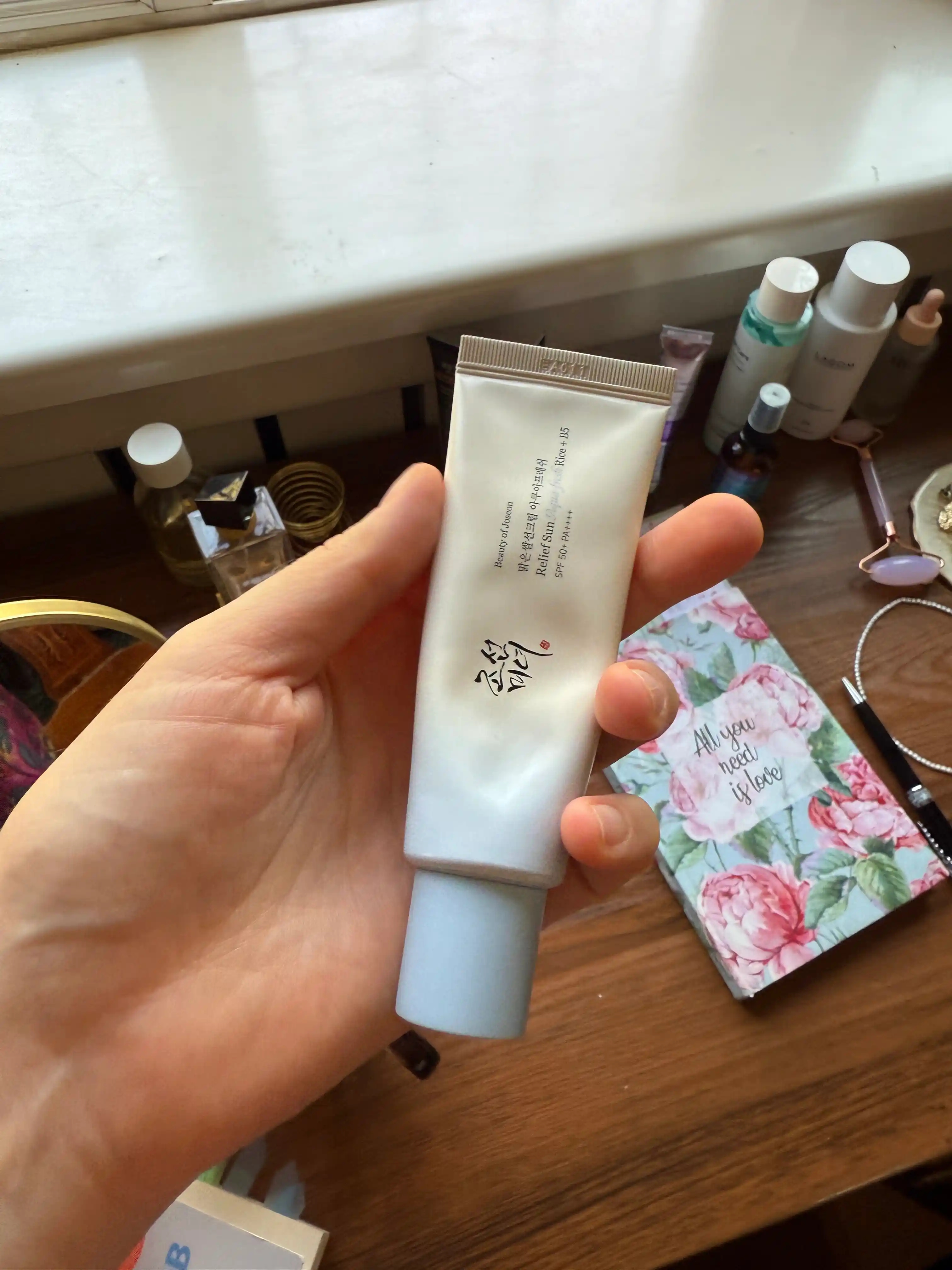 Лёгкий солнцезащитный крем с пантенолом Beauty of Joseon Relief Sun Aqua-fresh Rice+B5 SPF50+ PA++++