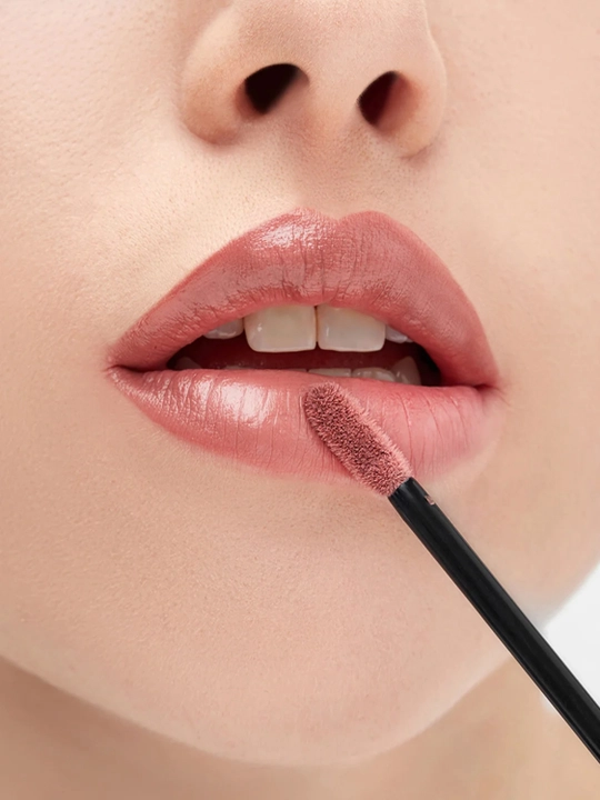 Labga blesk Note Mattemoist Lipgloss 401, 402, 403, 409, 410, 411, 412, 413 va 414, 6 ml