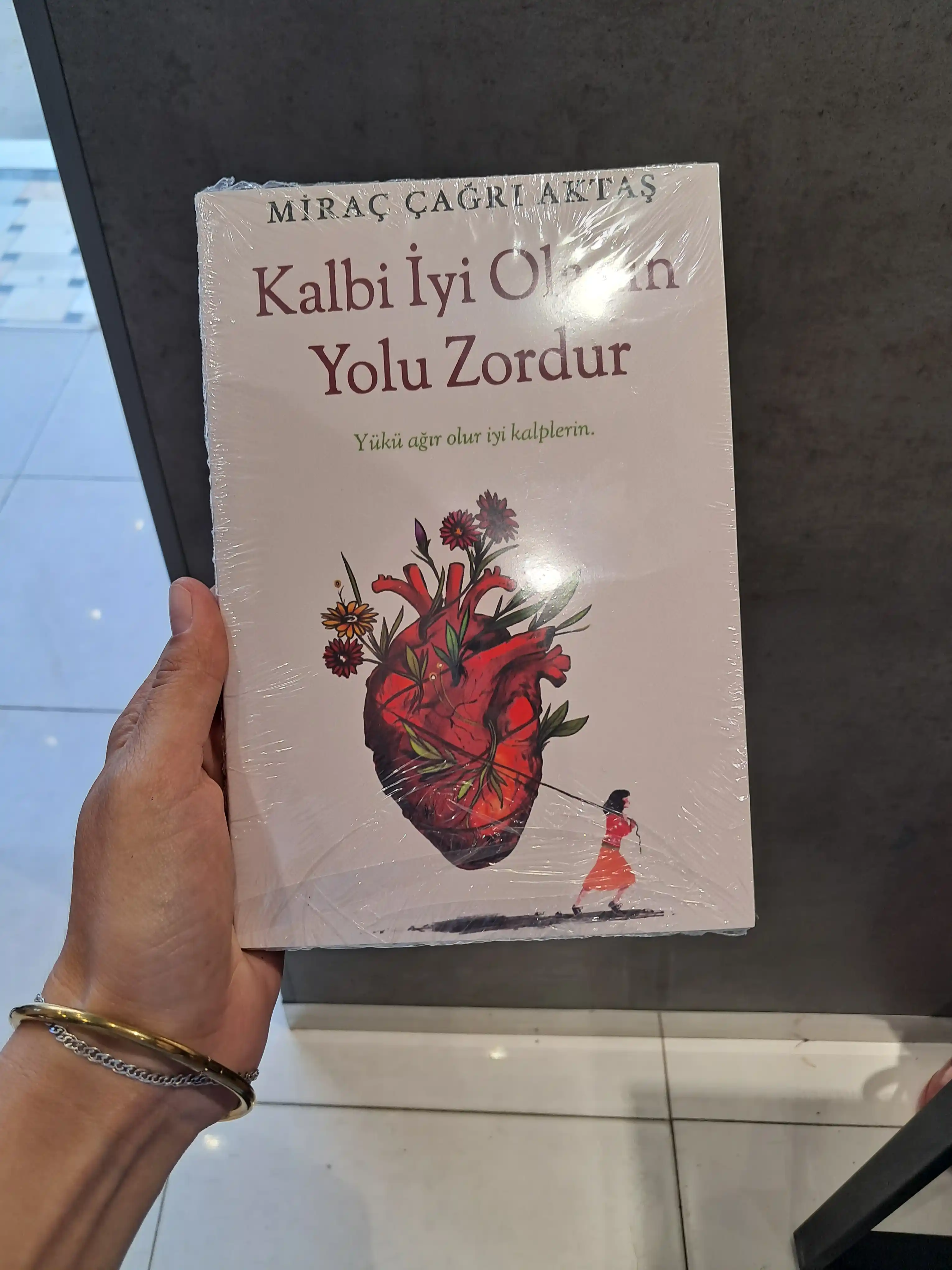Kalbi yi Olann Yolu Zordur: Sevgi va hayot sinovlari
