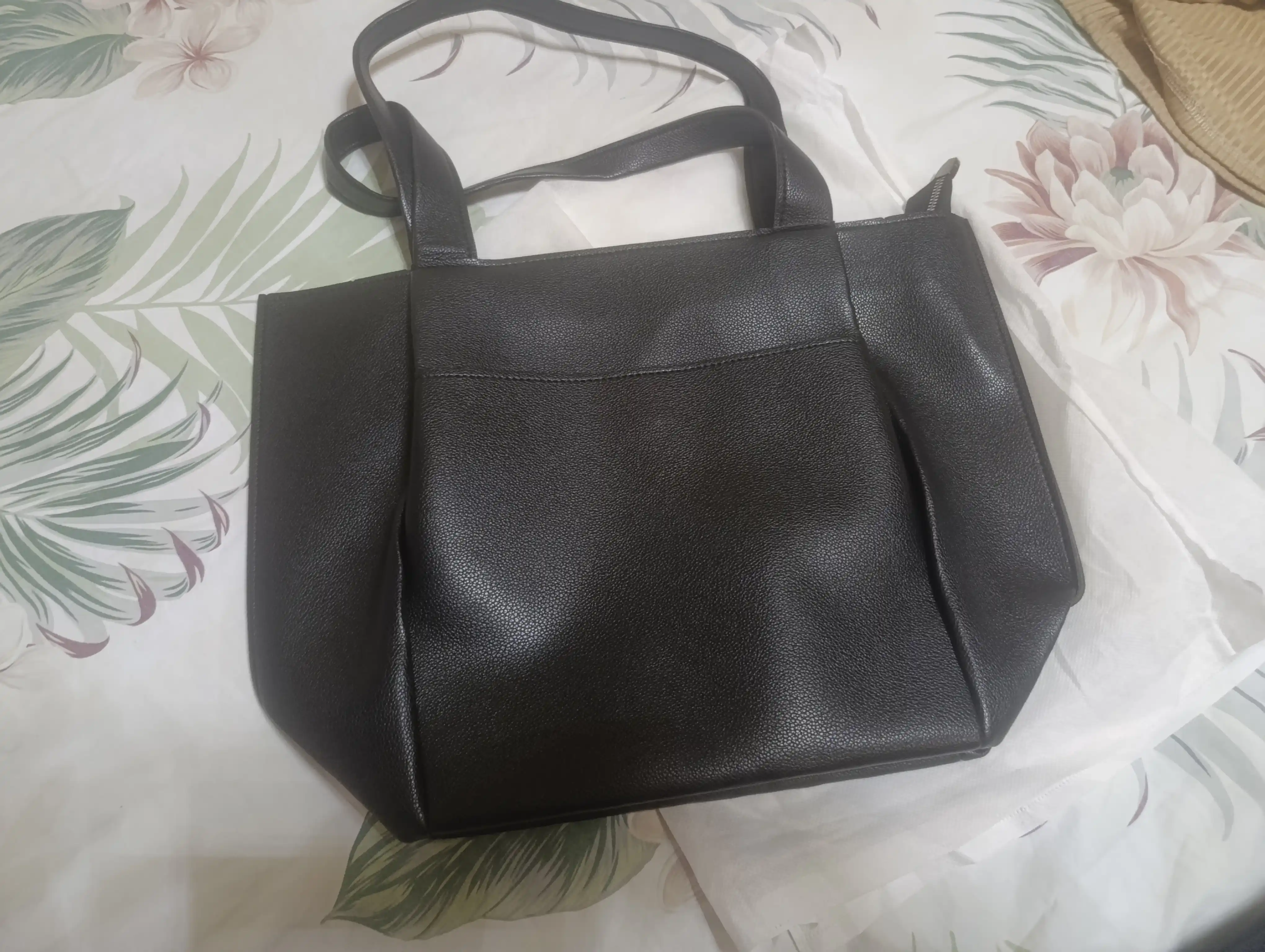 Ayollar sumkasi, sun’iy charm, shopper