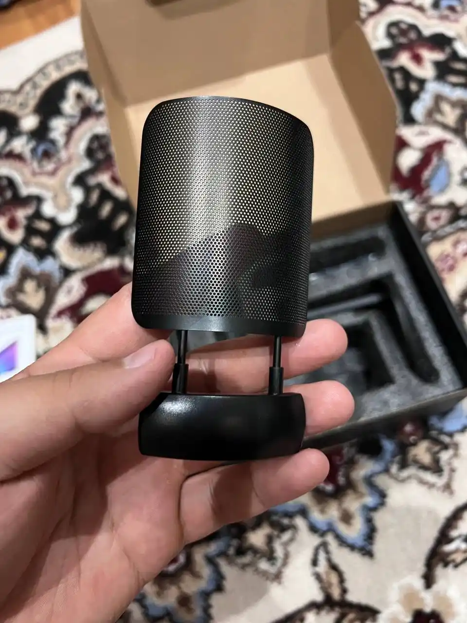 O'yin uchun kondensatorli RGB mikrofon ME6S, pop-filtr va stend bilan