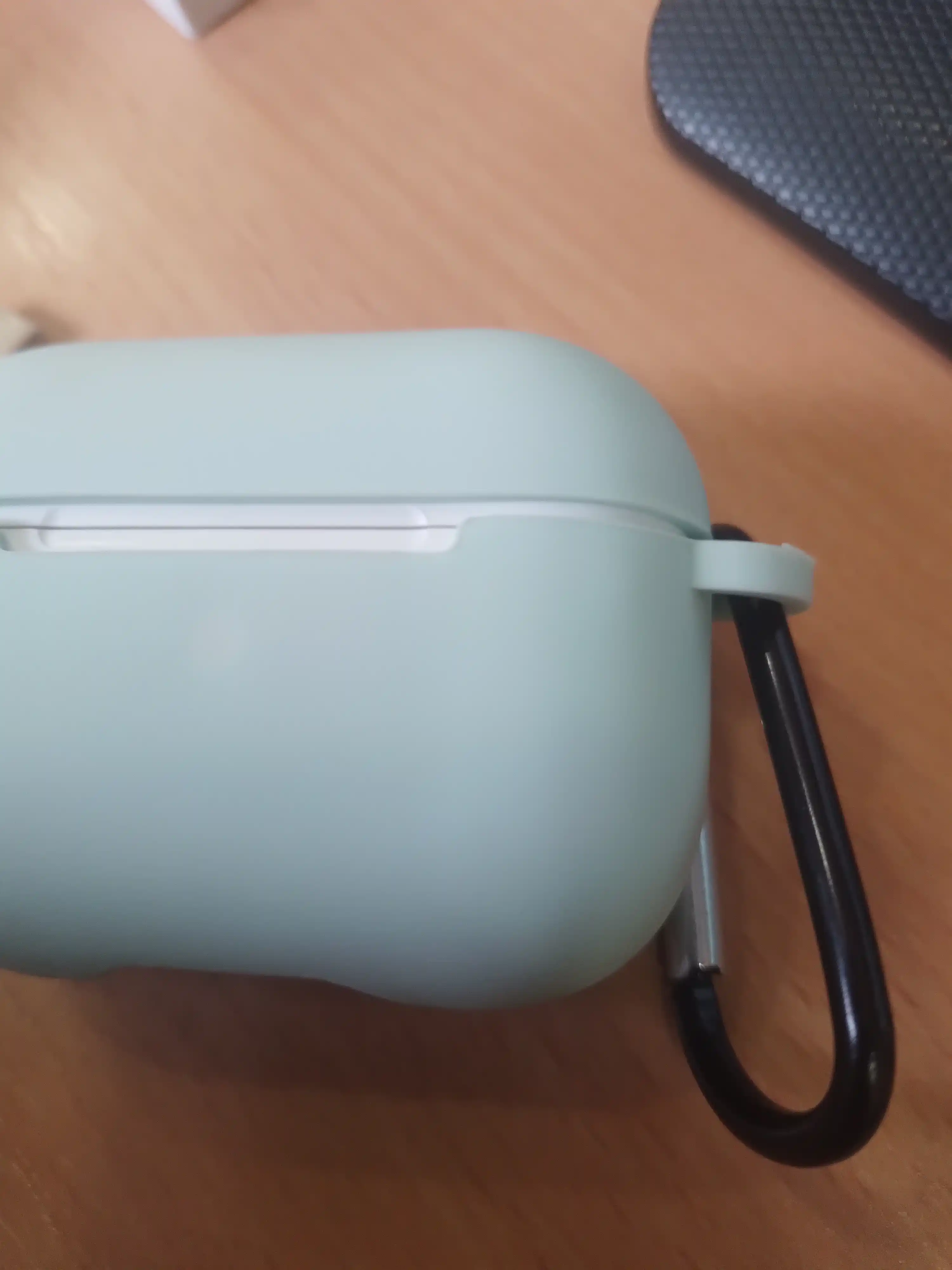 Силиконовый чехол для наушников Airpods Pro