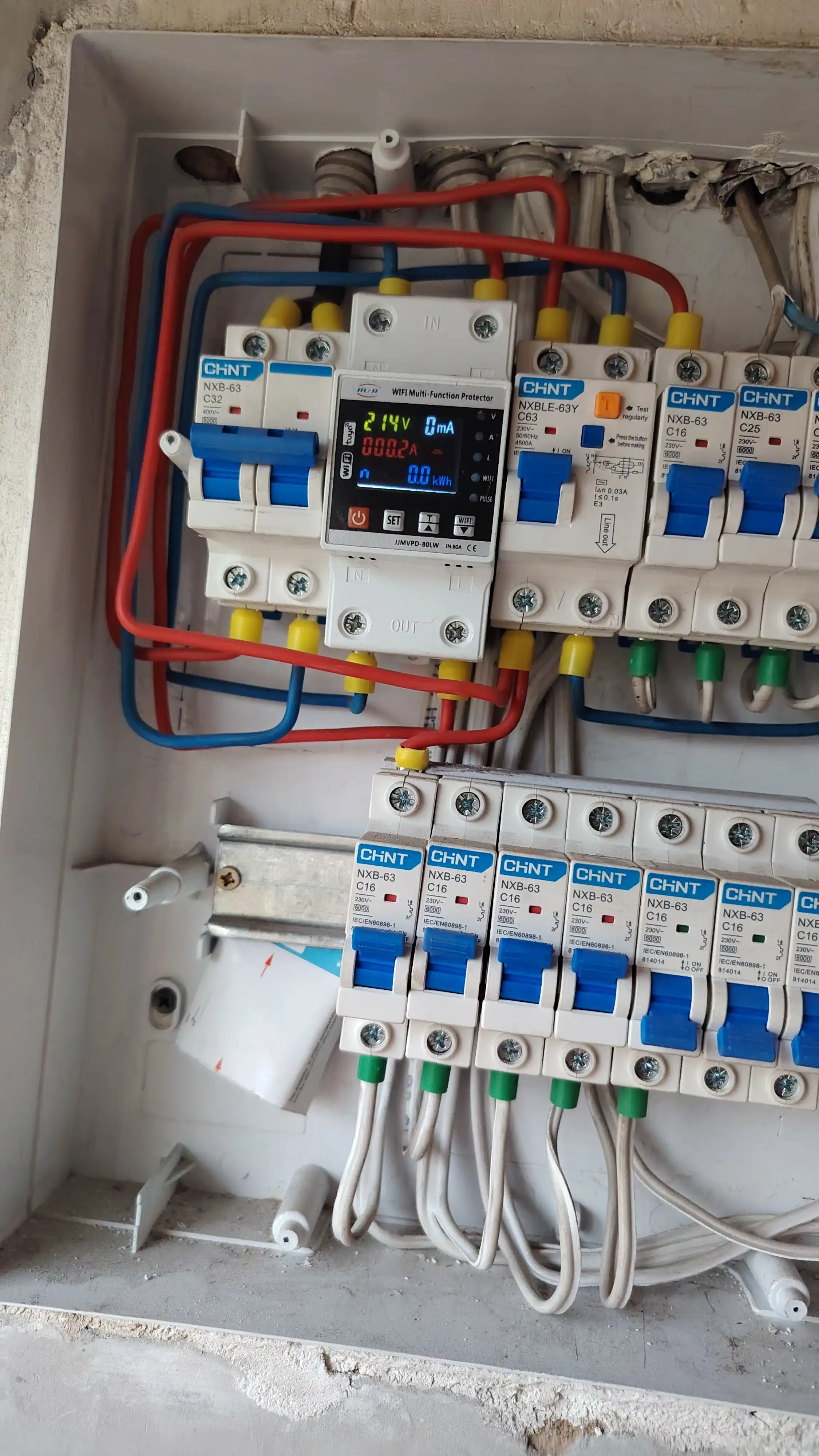 WiFi himoya relesi JJMVPD-80LW 220V 80A, TUYA, displeyli, energiya hisoblagichi bilan