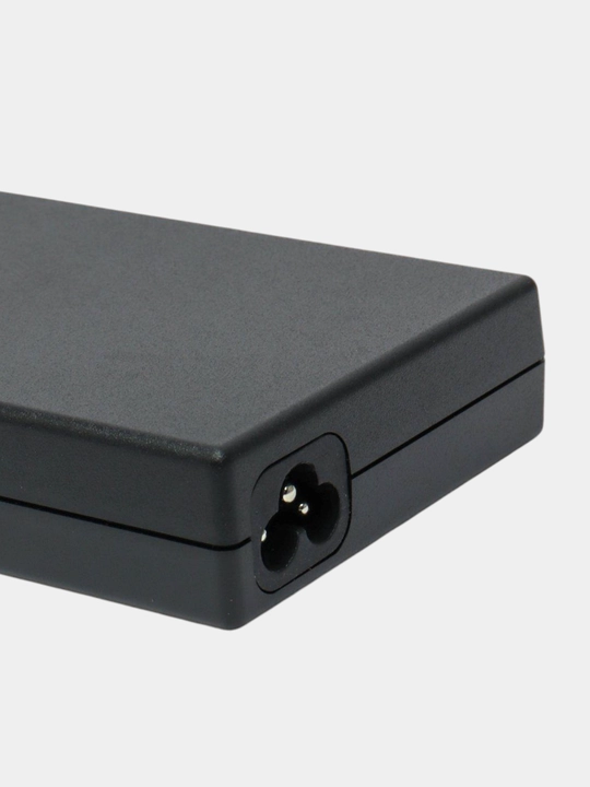 HP 19,5V 7.7A 150W kok uchili 4,5×3,0 mm ZBook 15 G3-G5, 15uG3 OMEN 15-17