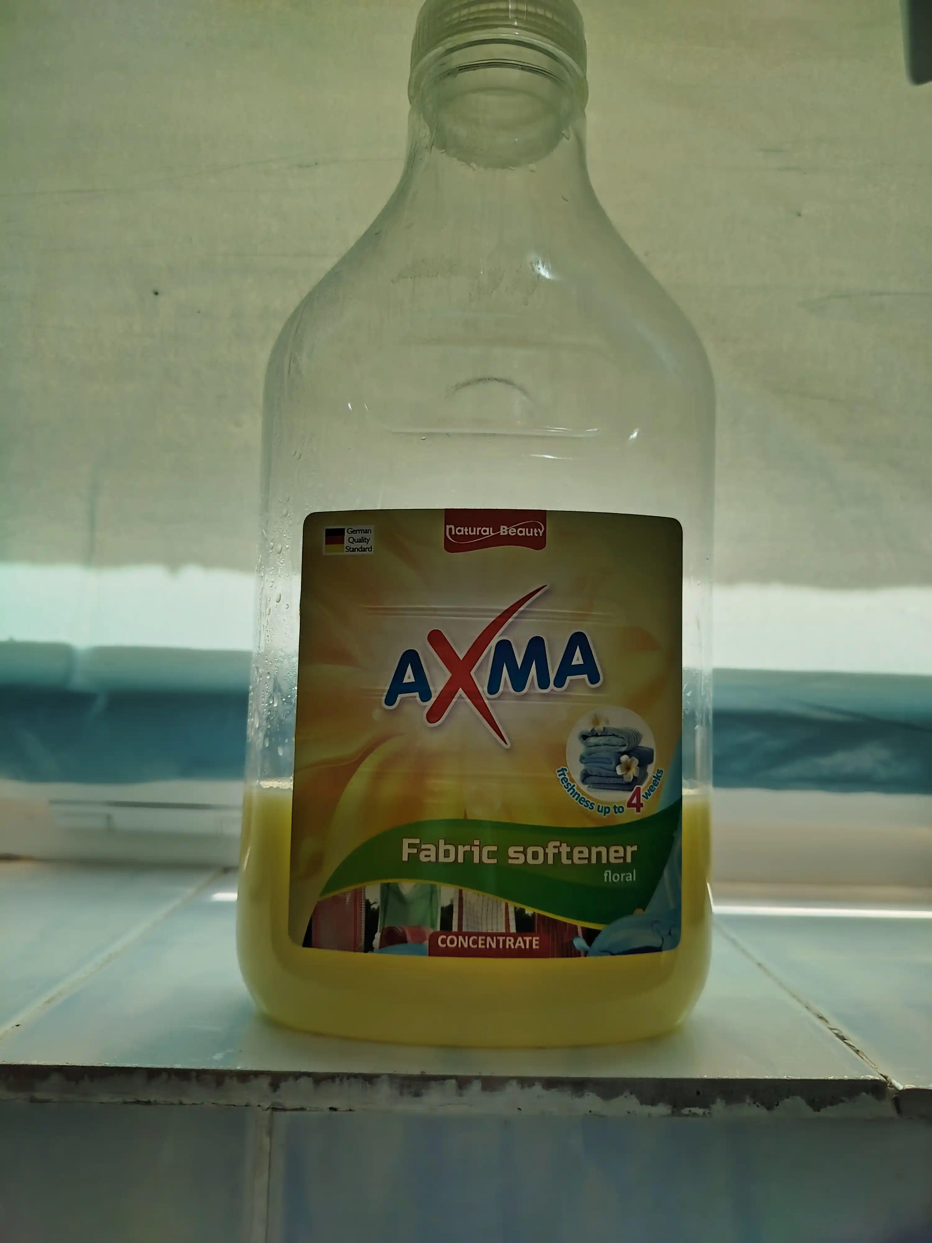 Ichki kiyimlar uchun AXMA Gul konditsioneri, 1,5 litr
