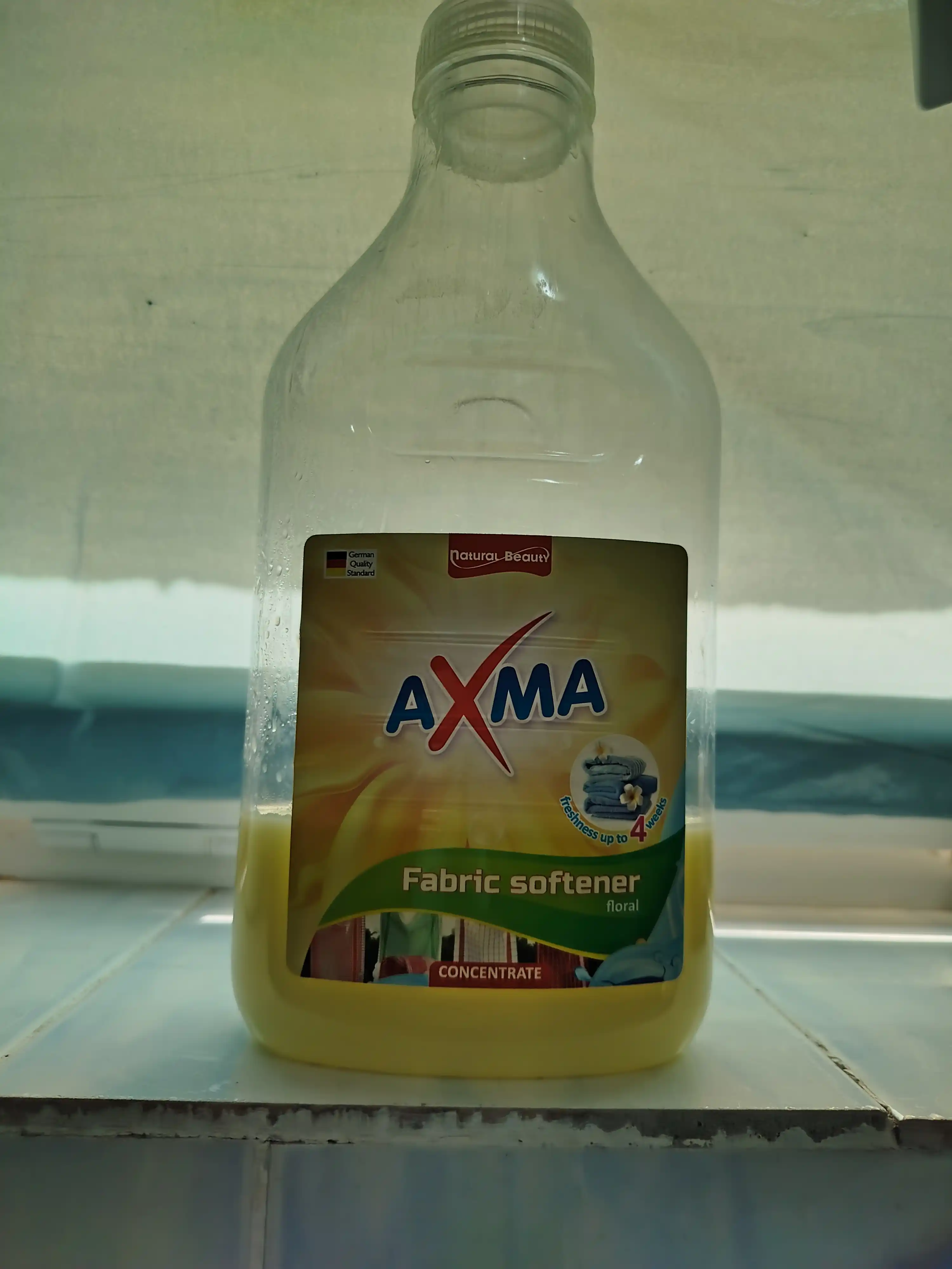 Ichki kiyimlar uchun AXMA Gul konditsioneri, 1,5 litr