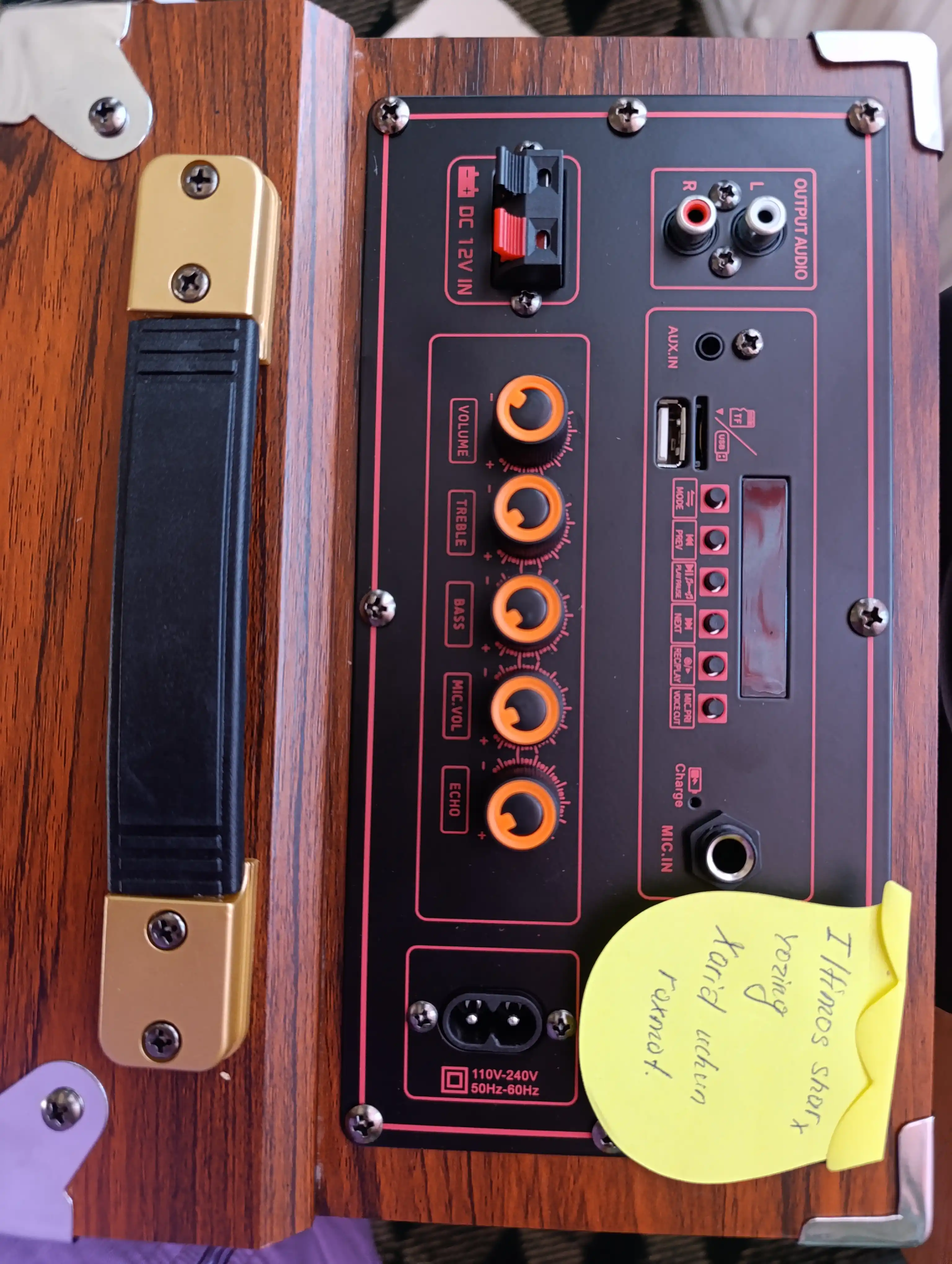 BAAB portativ karaoke Bluetooth karnay mikrofon va pult bilan
