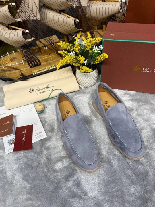 Мужские замшевые лоферы Loro Piana