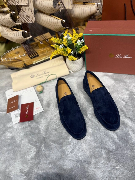 Мужские замшевые лоферы Loro Piana