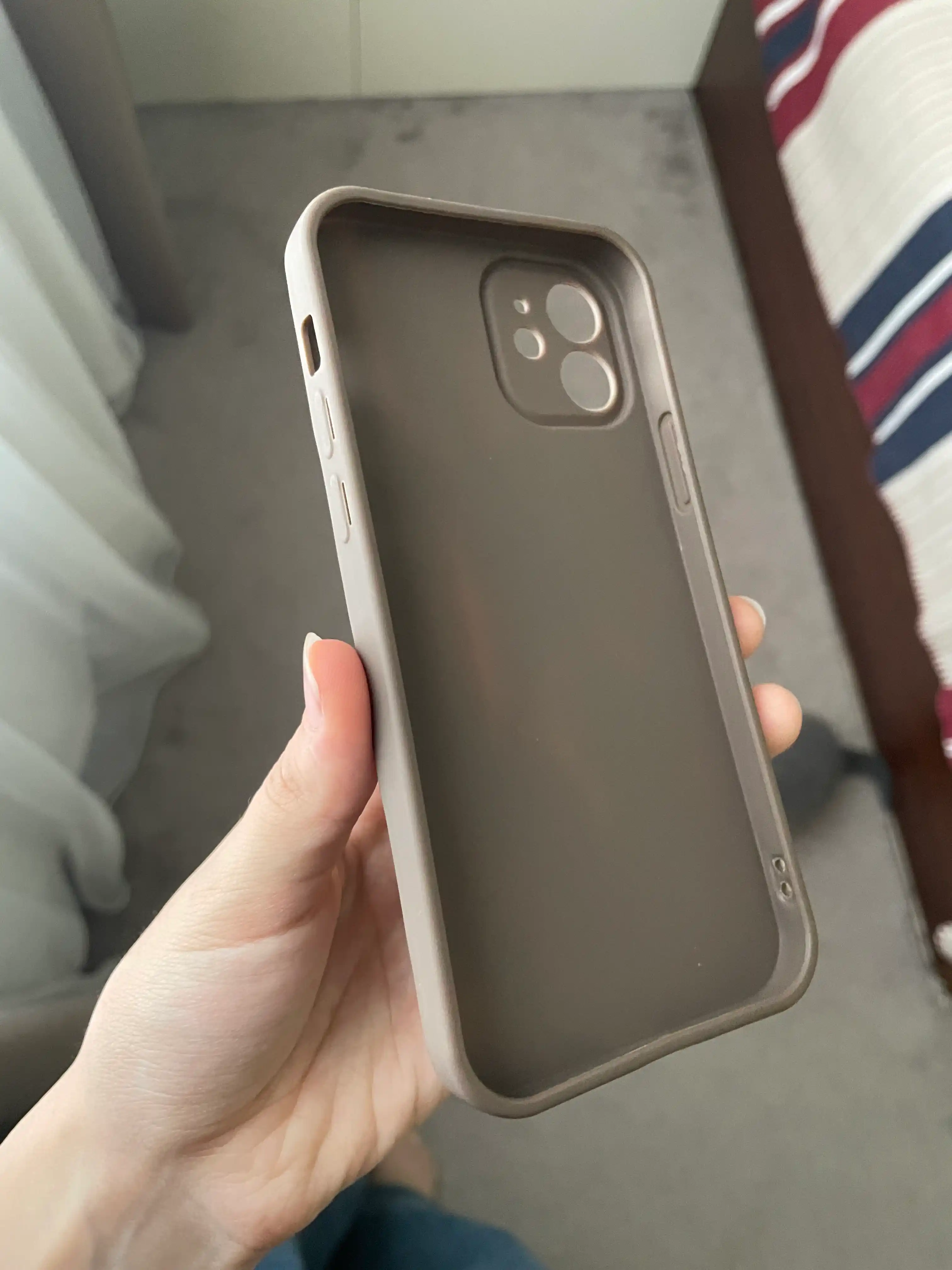 IPhone 12, 13, 14, 15, 16, Pro, Pro Max uchun g‘iloflar