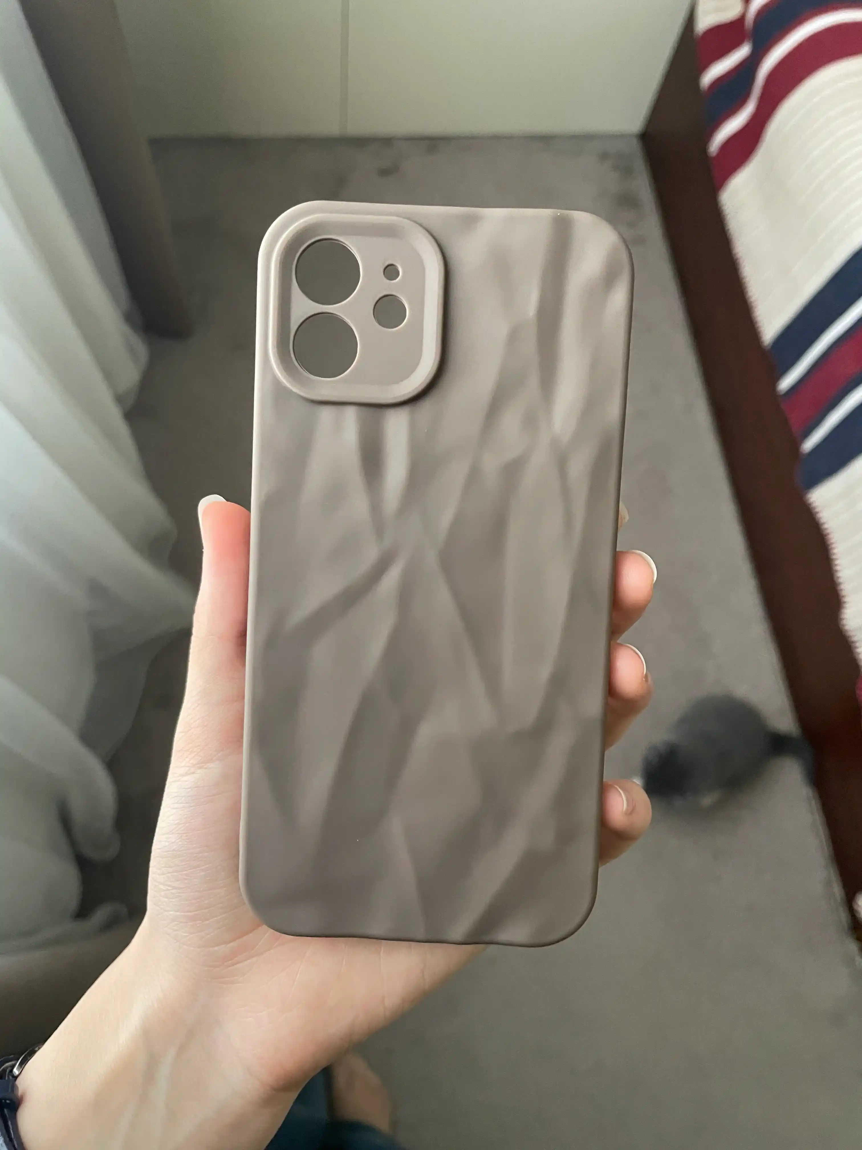 IPhone 12, 13, 14, 15, 16, Pro, Pro Max uchun g‘iloflar