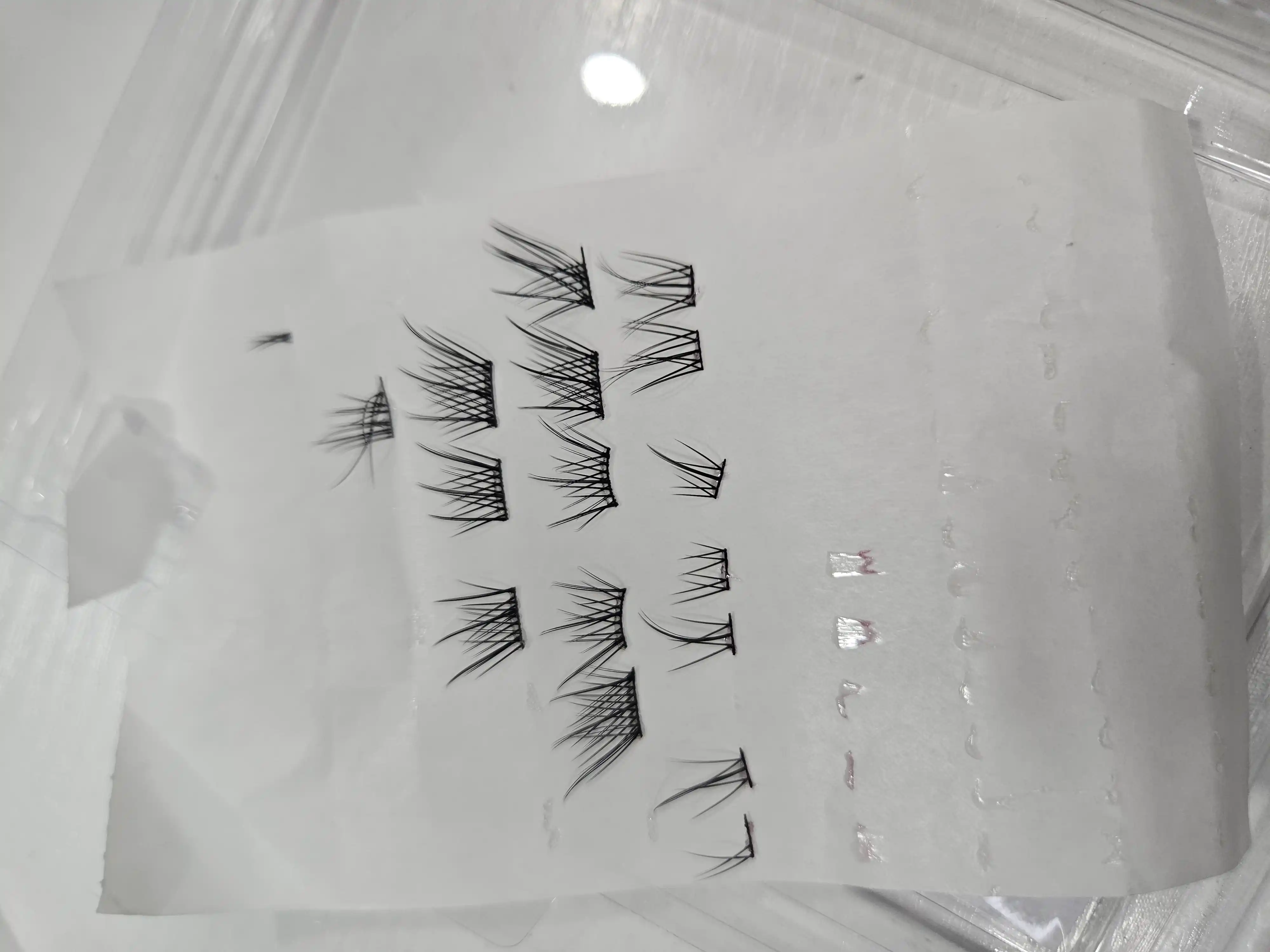 3D effektli soxta kipriklar kleyli, yelimli ulama kipriklar to'plami dastasimon, 104 dona