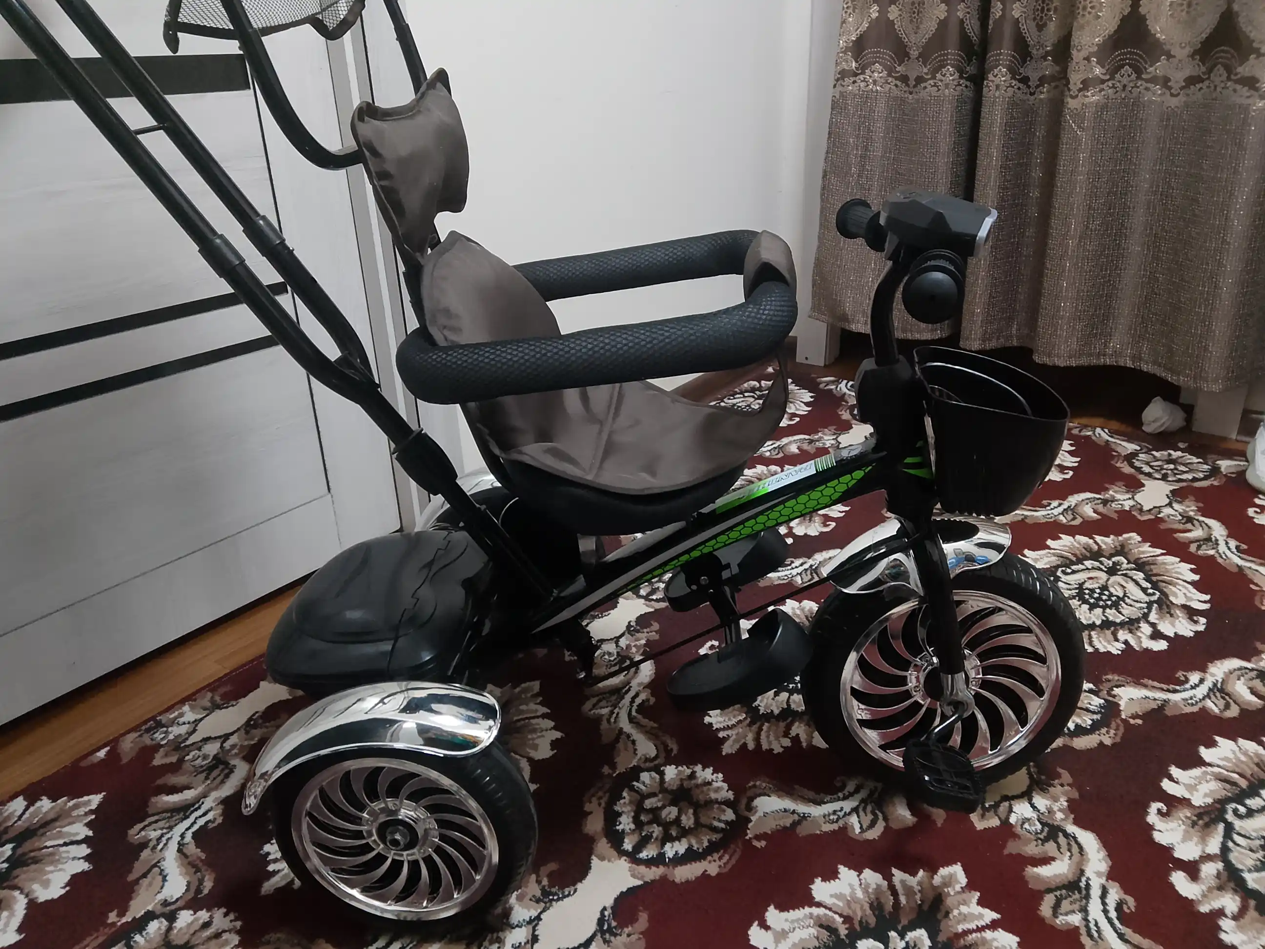 Bolalar uch velosipedi