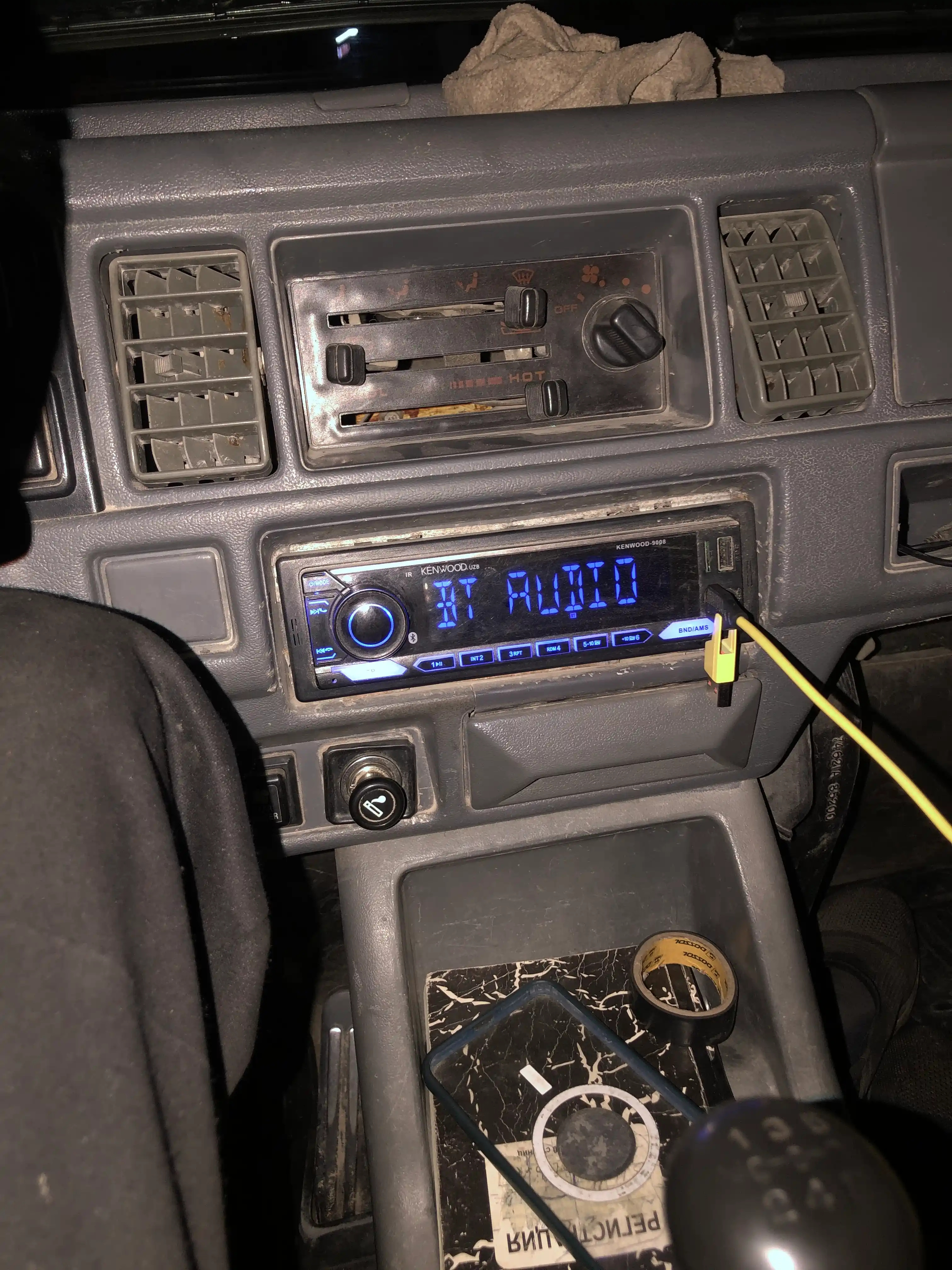 Автомагнитола Kenwood