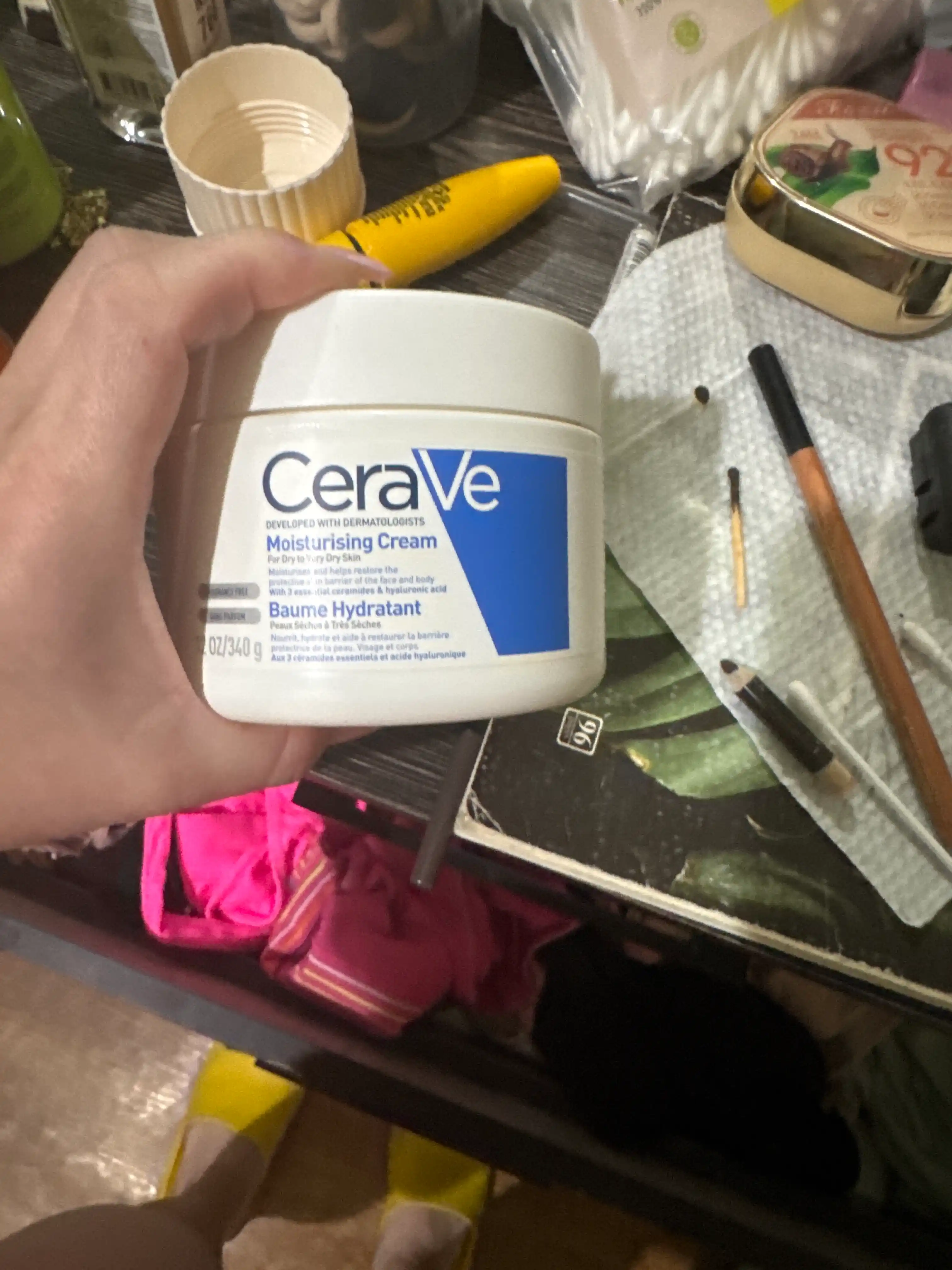 CeraVe Quruq va juda quruq yuz va badan terisi uchun namlantiruvchi krem, 340 g