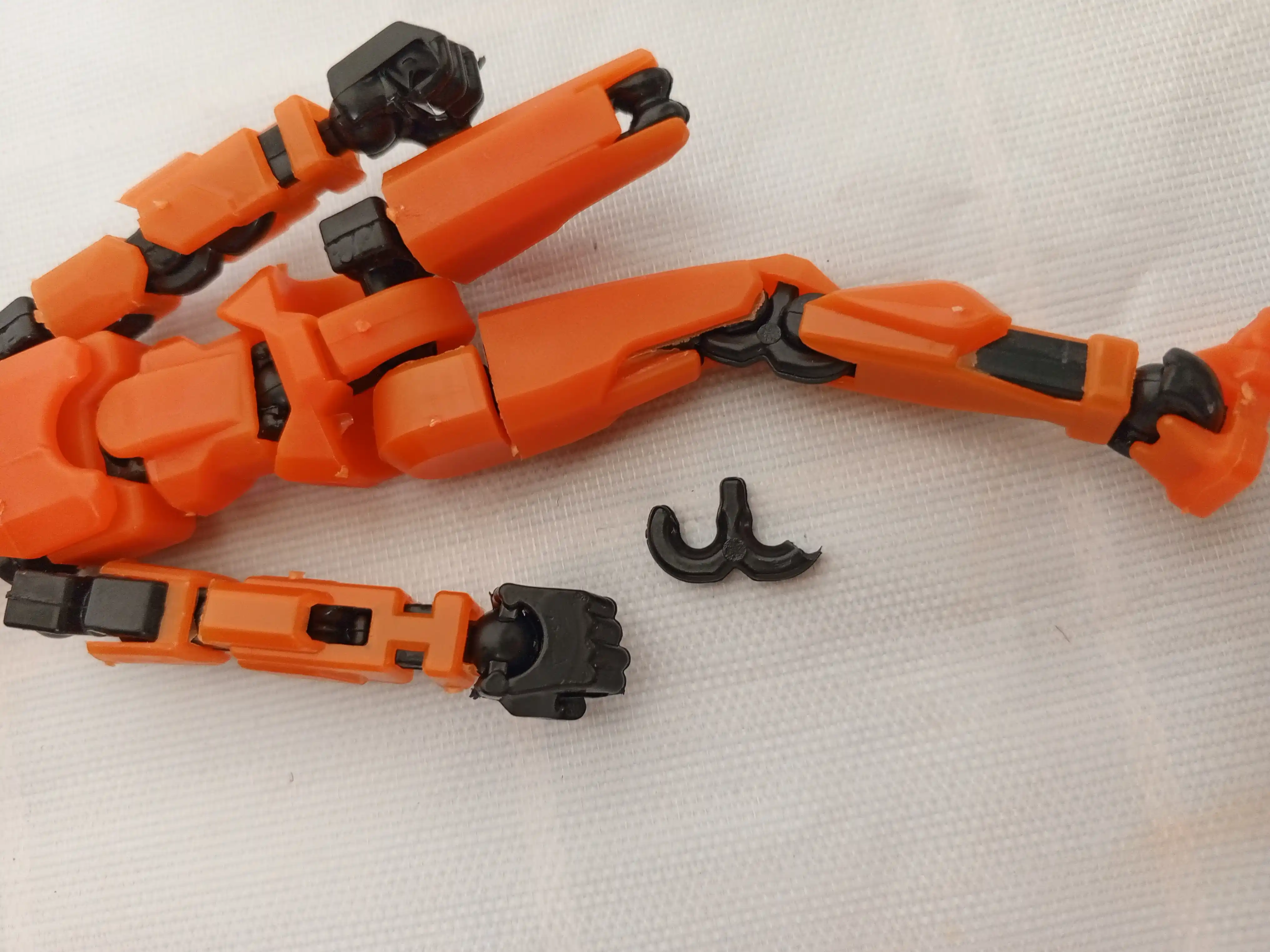 DUMMY 13, 3D detallardan maneken-qo'g'irchoq, bo'g'inlar harakatlanishi, magnitlar bilan