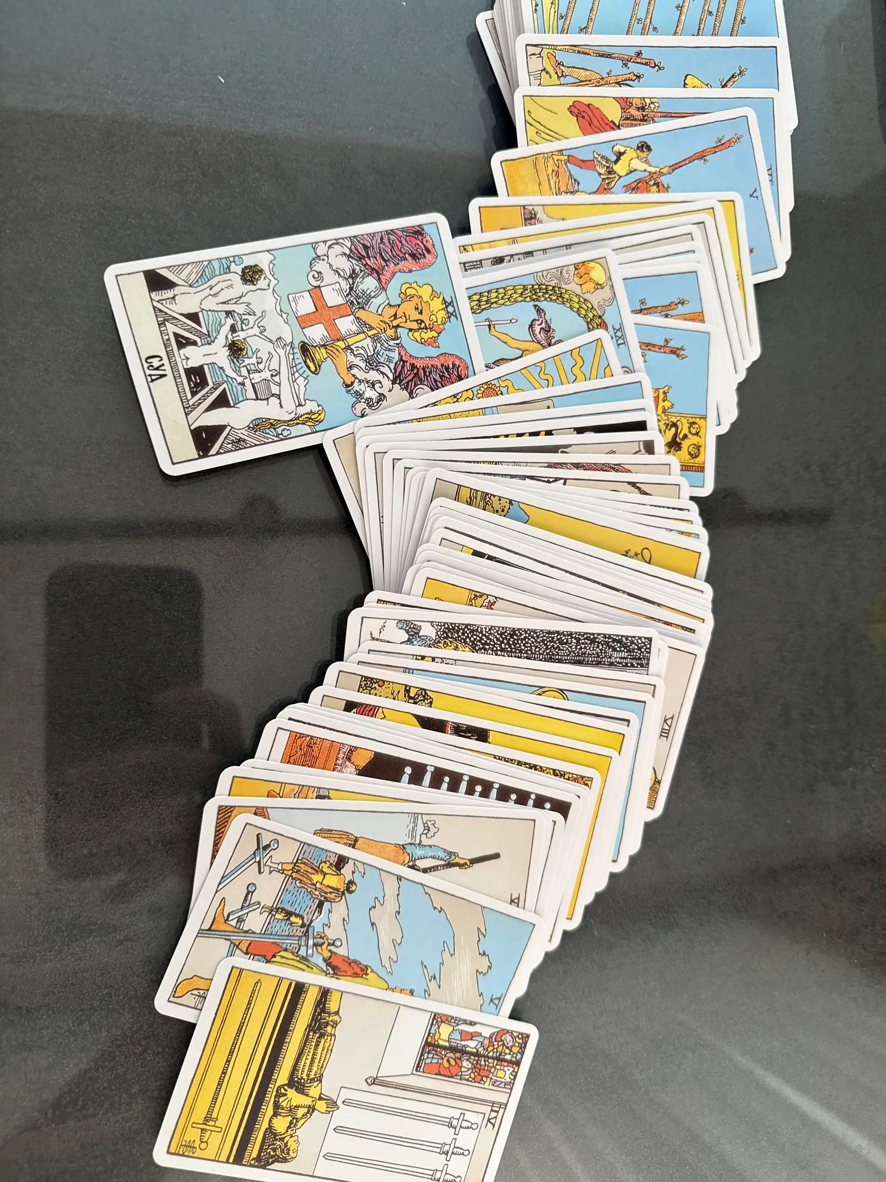 Tarot kartalari 12 xil koloda, fol ochish va bashorat qilish uchun, 78 ta karta, ruscha
