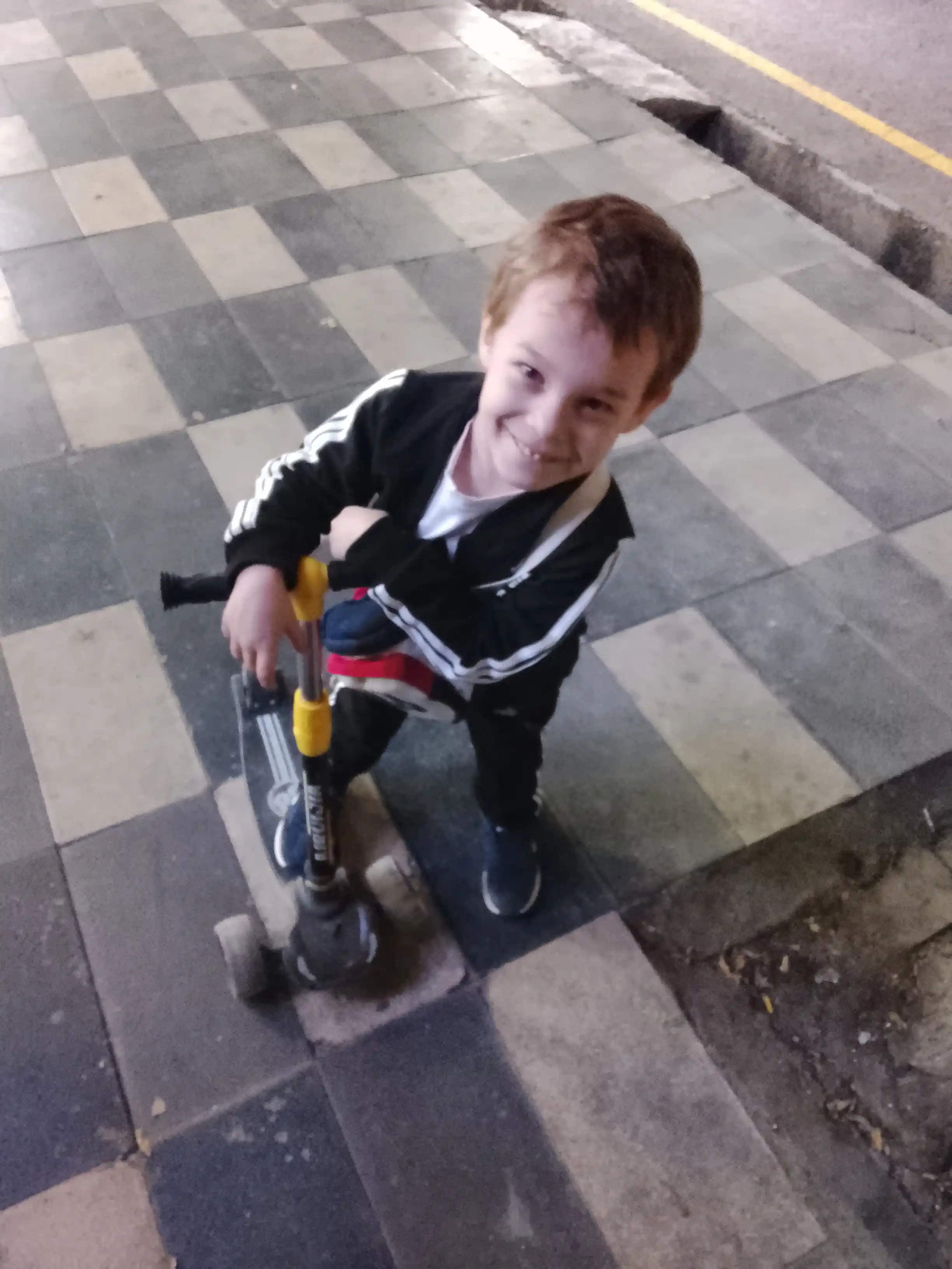 O'g'il bolalar uchun sport kostyumi, uch qismli, 2 yoshdan 12 yoshgacha bolalar uchun