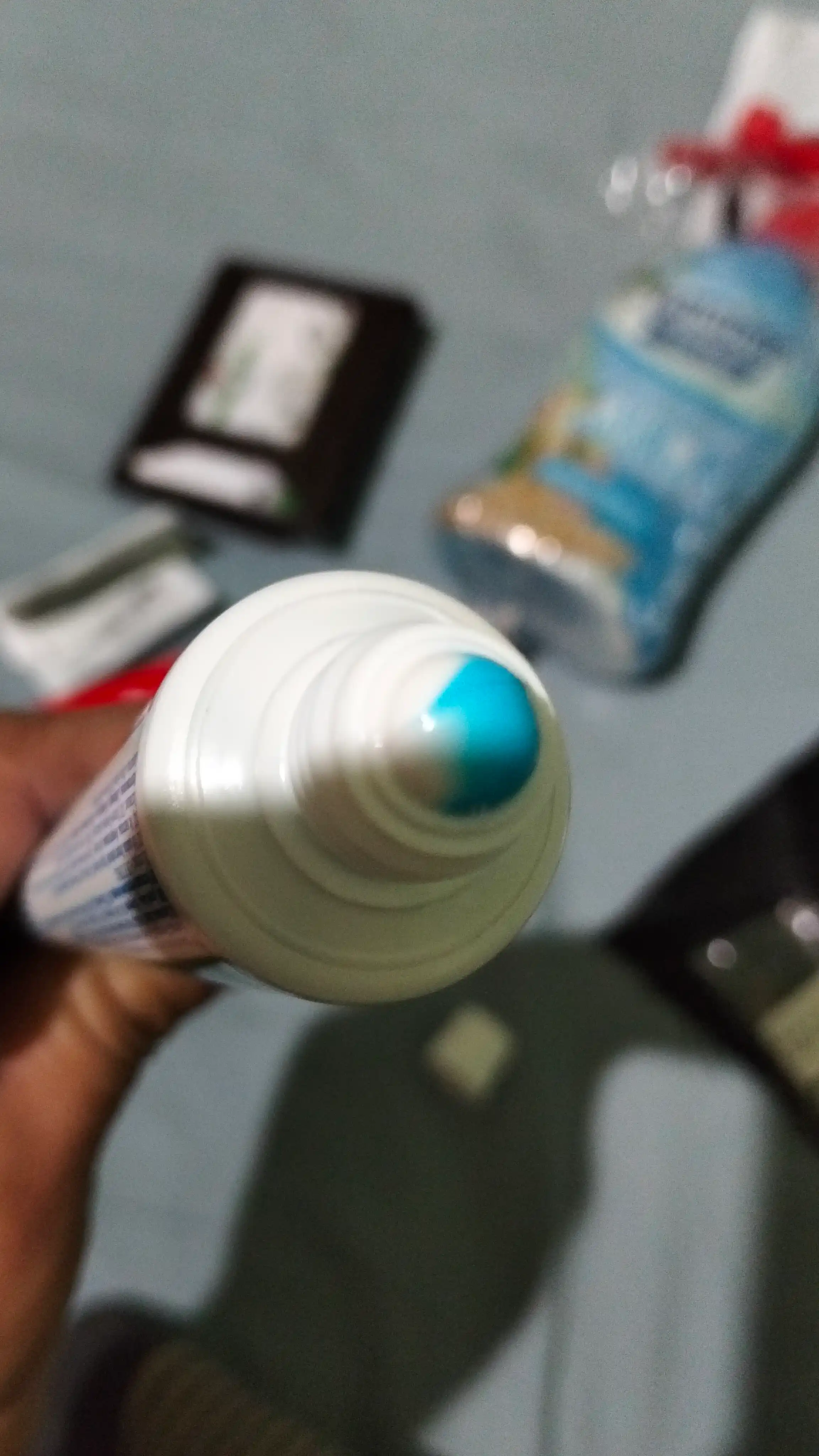 Colgate uch tomonlama ta’sirli tish pastasi Kariyesdan himoya qilish uchun tabiiy yalpiz, 50 ml