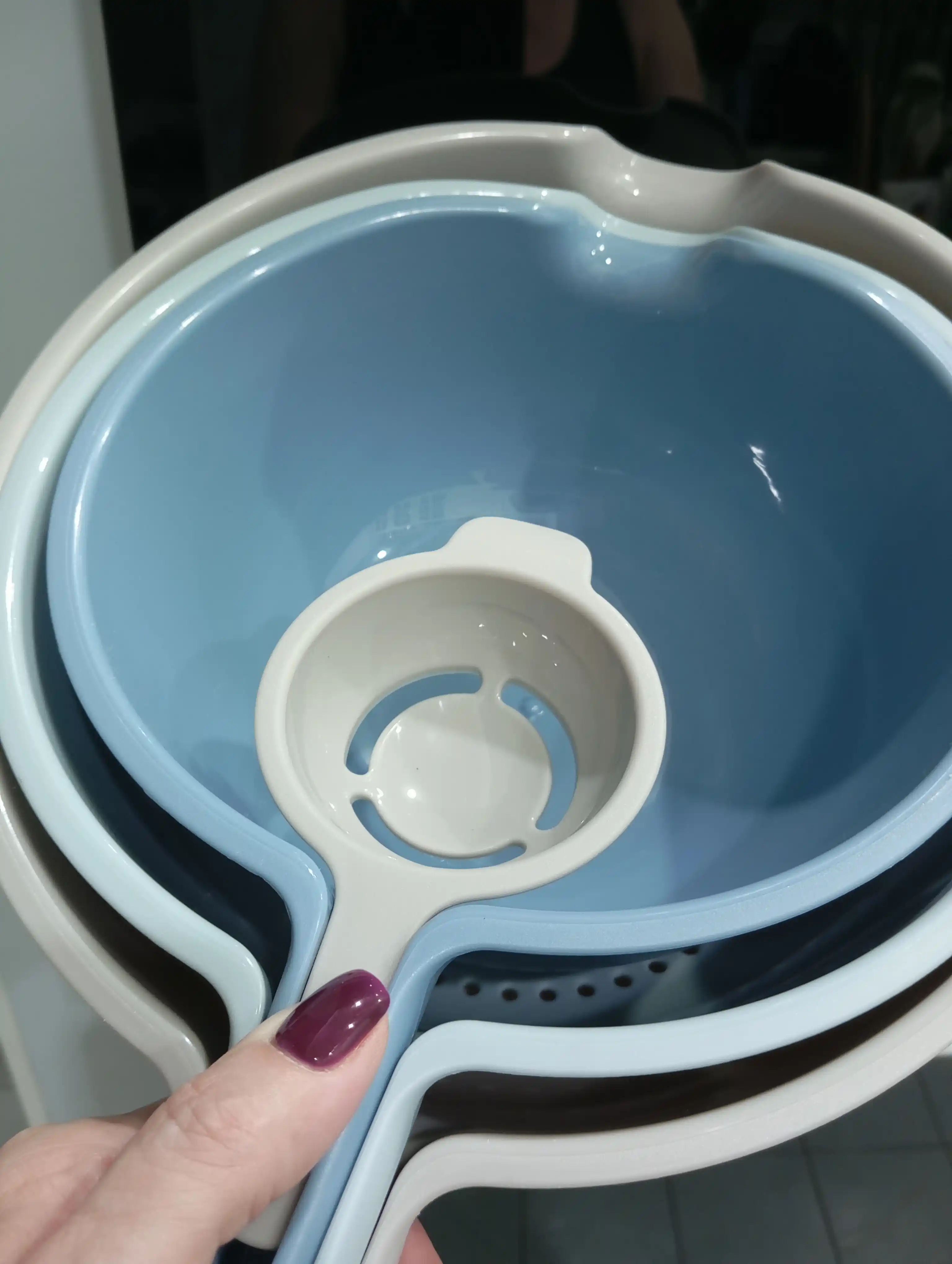 Набор кухонных мисок с ручкой, 4 шт друшлаг