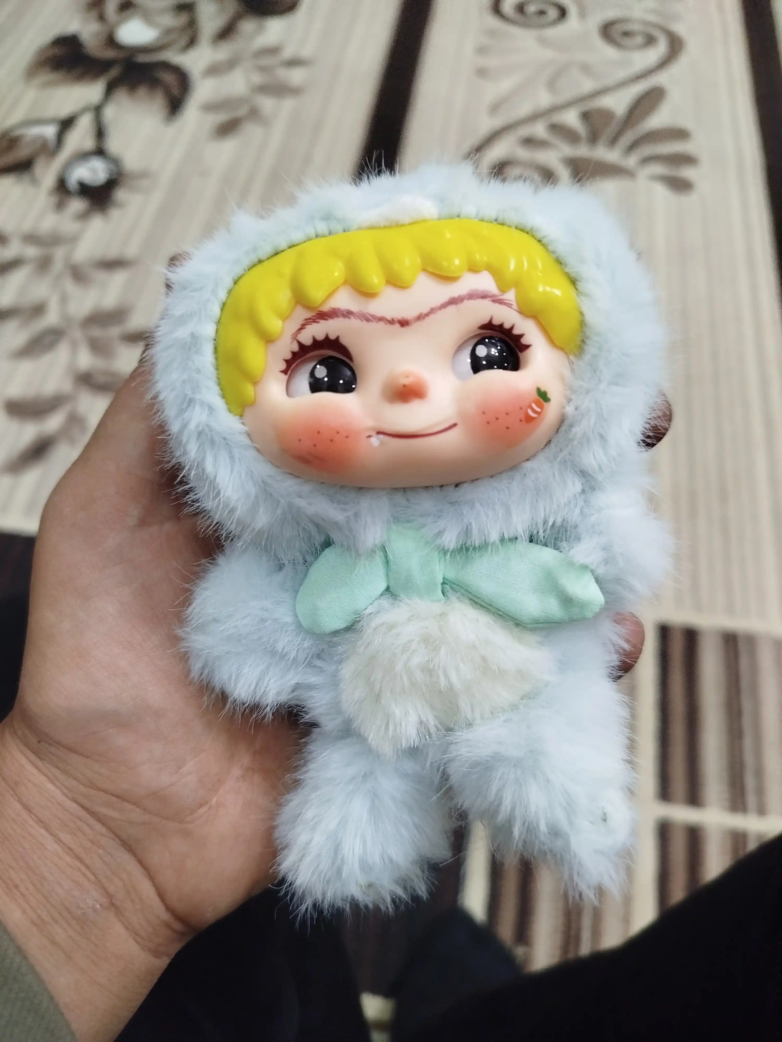 Chiroyli hayvoncha kostyumidagi, Wakuku qo‘g‘irchoqlari