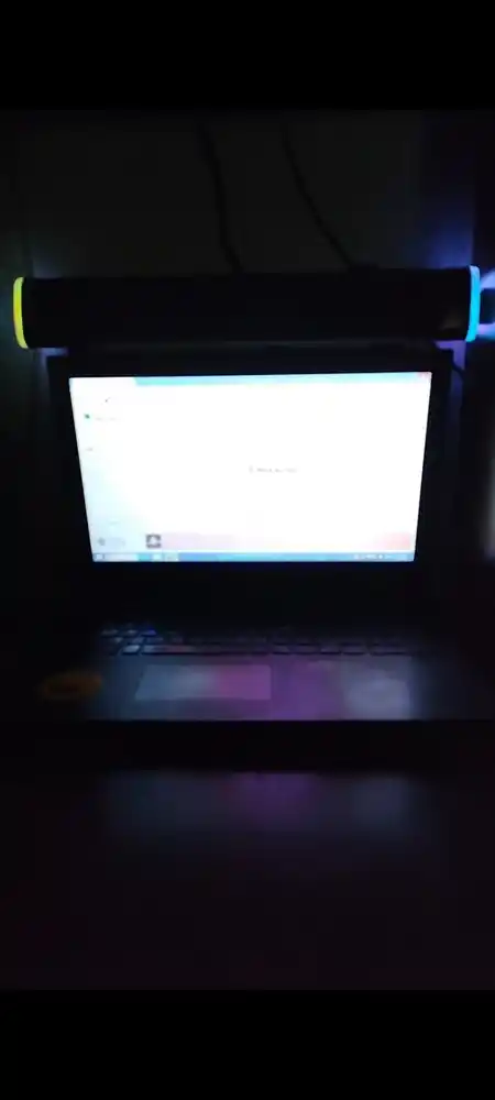 Simli kolonka kompyuter va telefon uchun, RGB yoritgichli soundbar