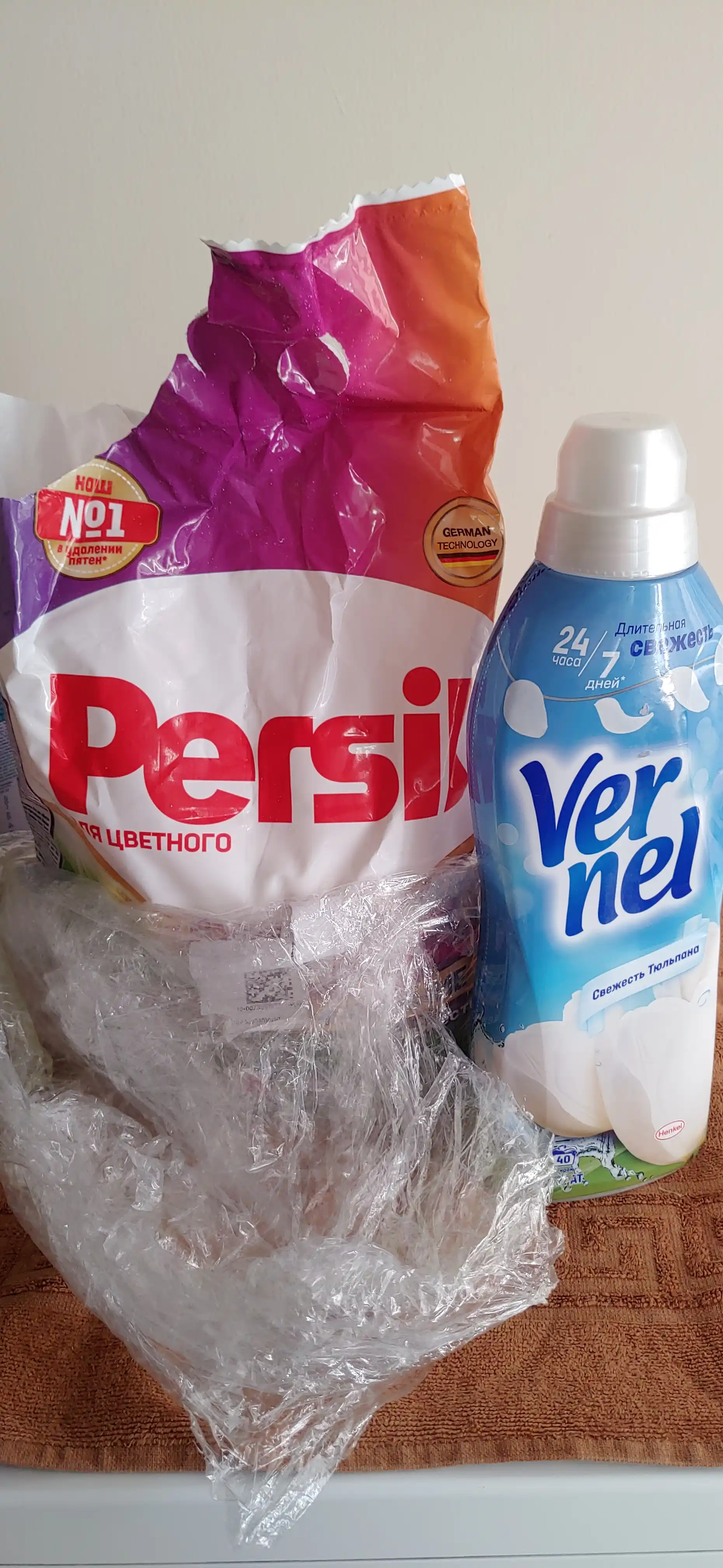Rangli uchun Persil (3 kg) + Vernel Lola yangiligi (960 ml)