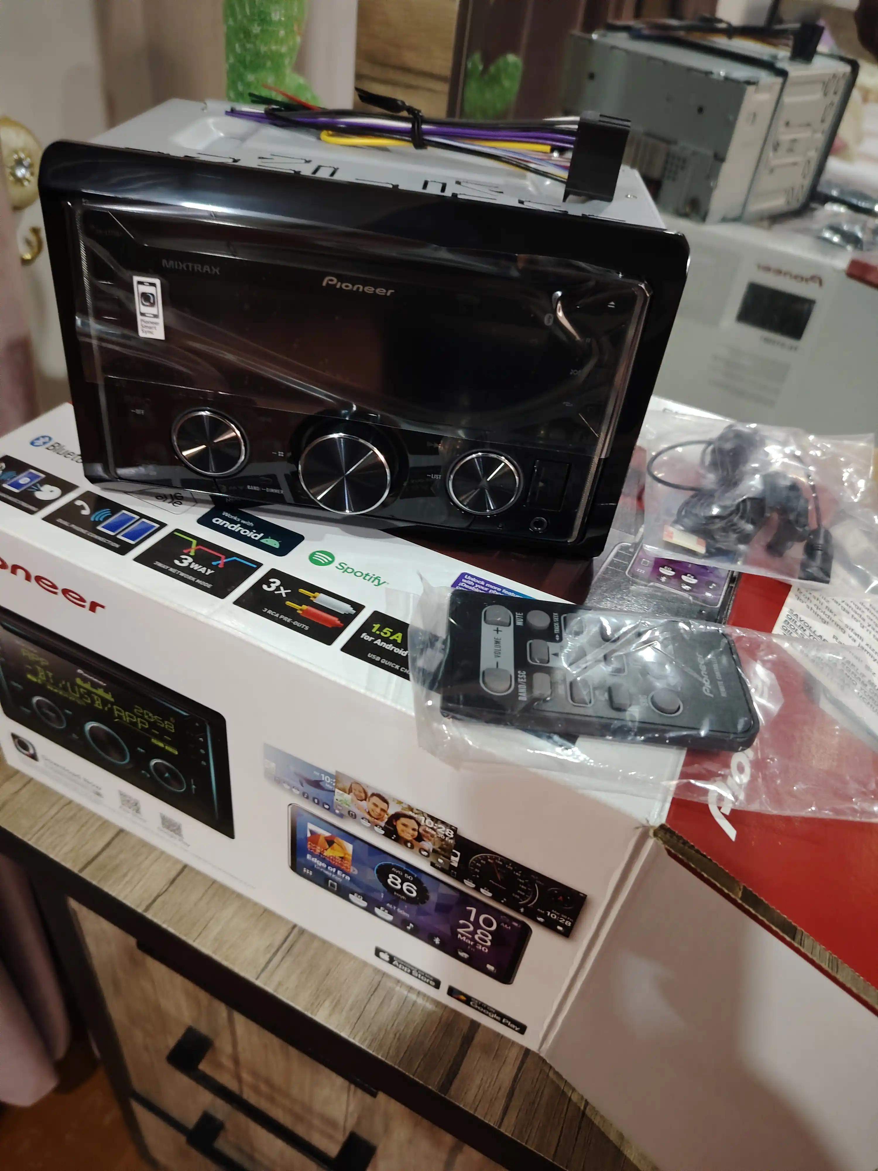 Автомагнитола Pioneer FH-S725BT, с технологией Bluetooth