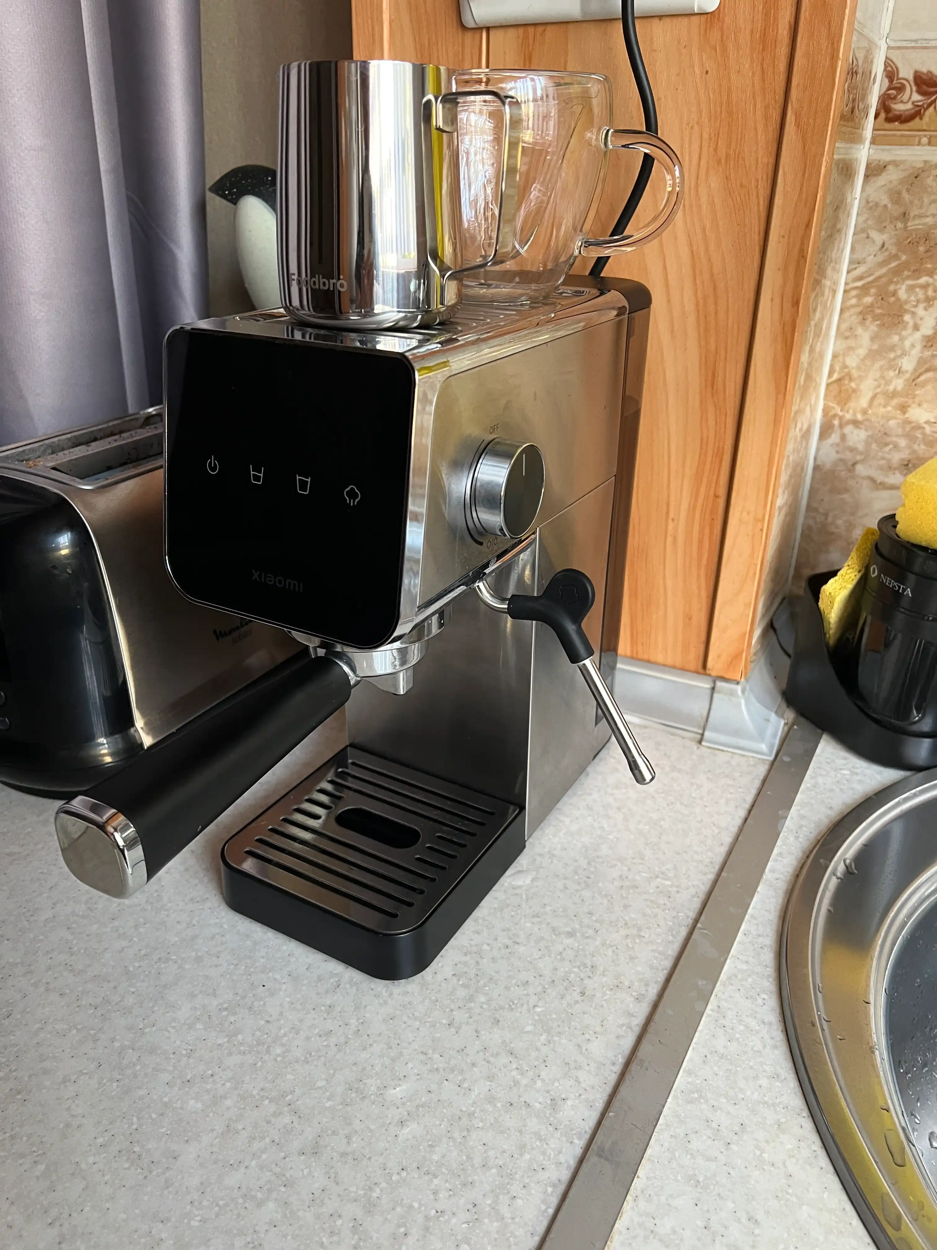 Xiaomi kapsulali qahva mashinasi - 19 Bar bosimli espresso, quvvati 1400 Vt