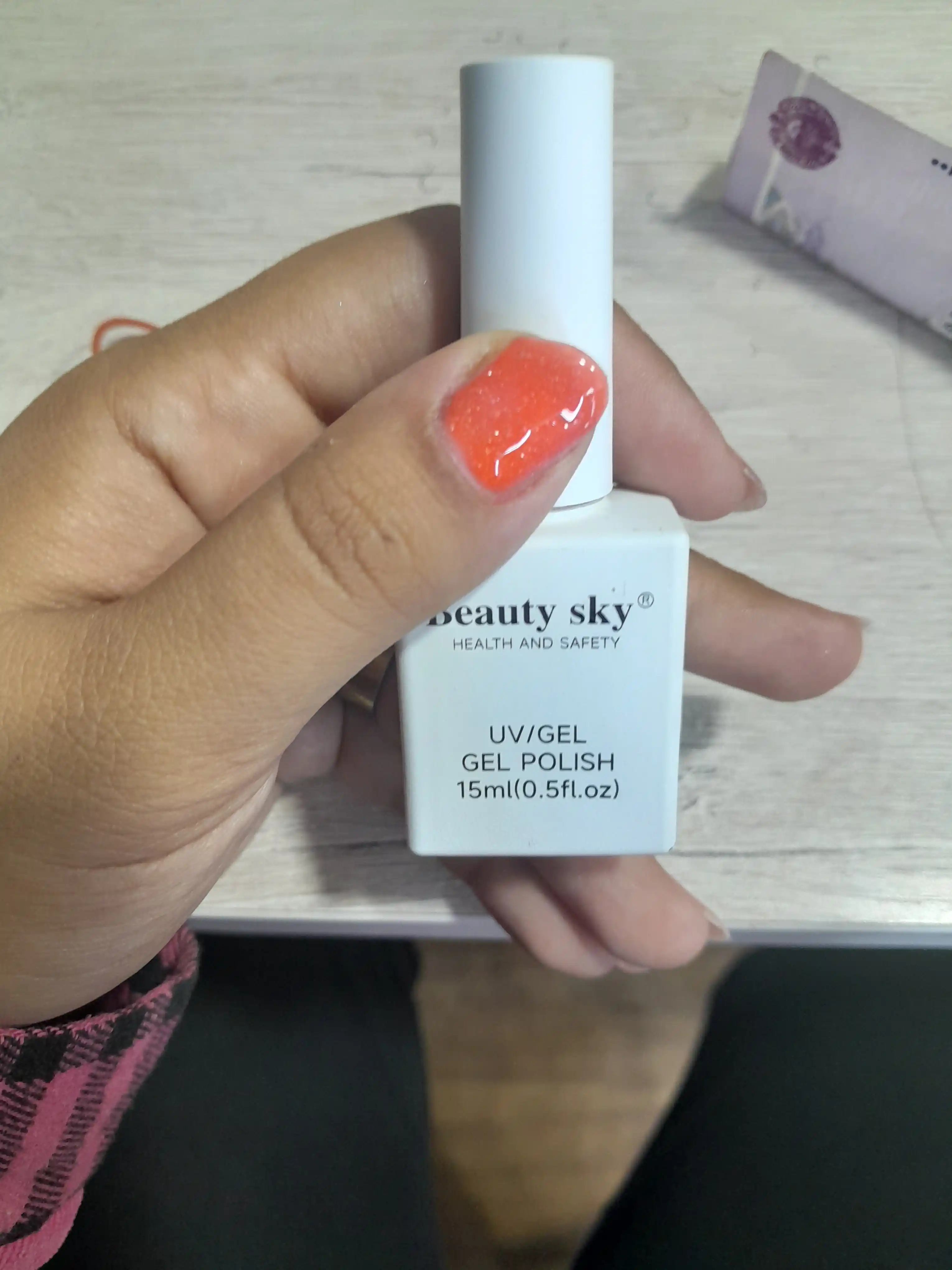 Mushuk ko‘zi tirnog‘i uchun gel-lak, beauty sky 51 ta rang, 15 ml